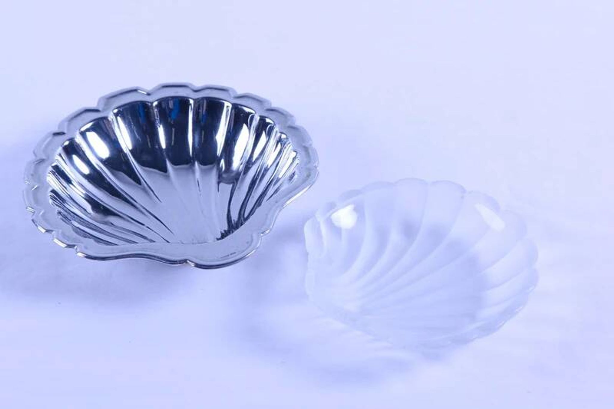 Vide-poche / beurrier coquillage ancien