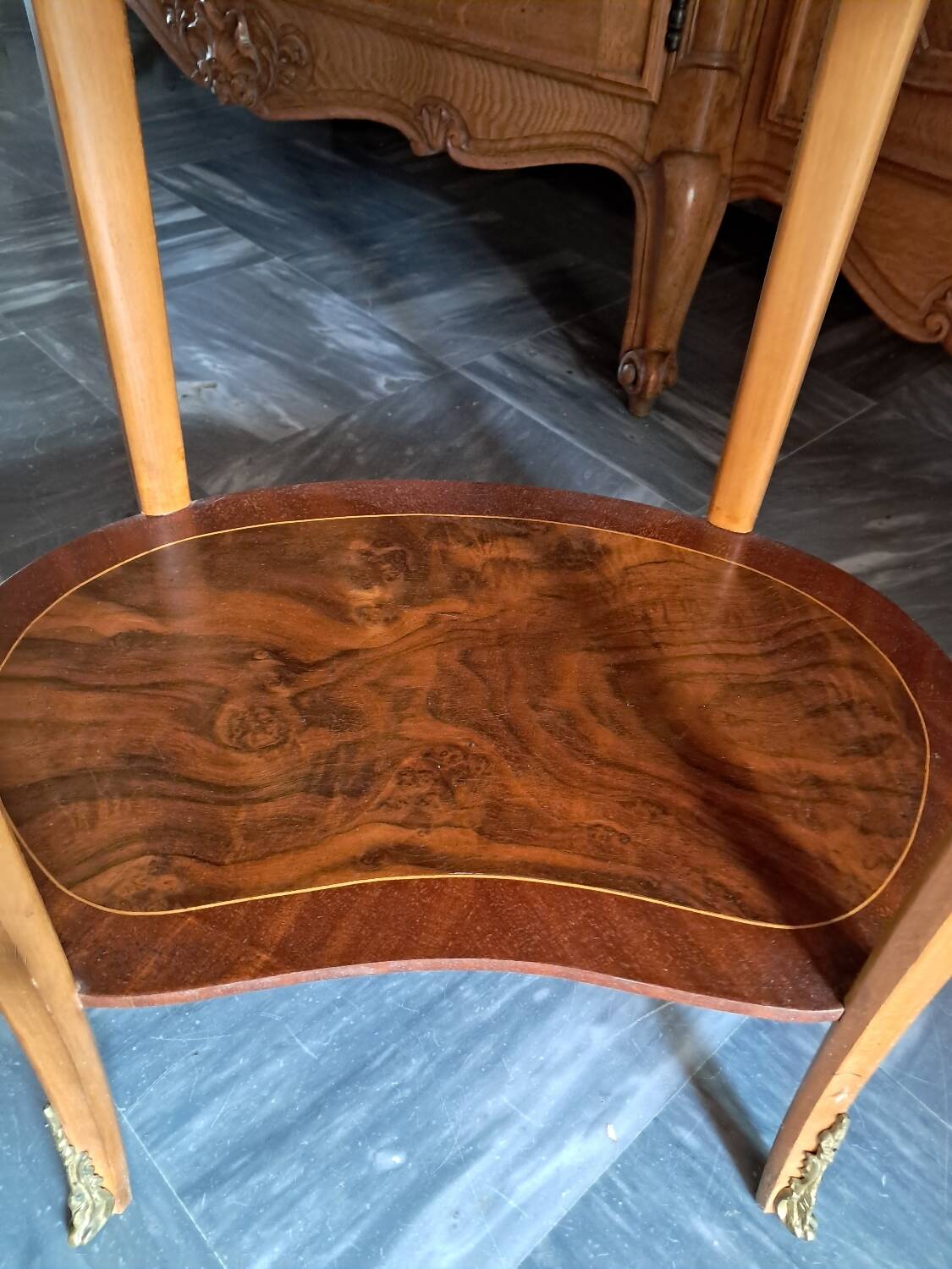 Small coffee table in marquetry.