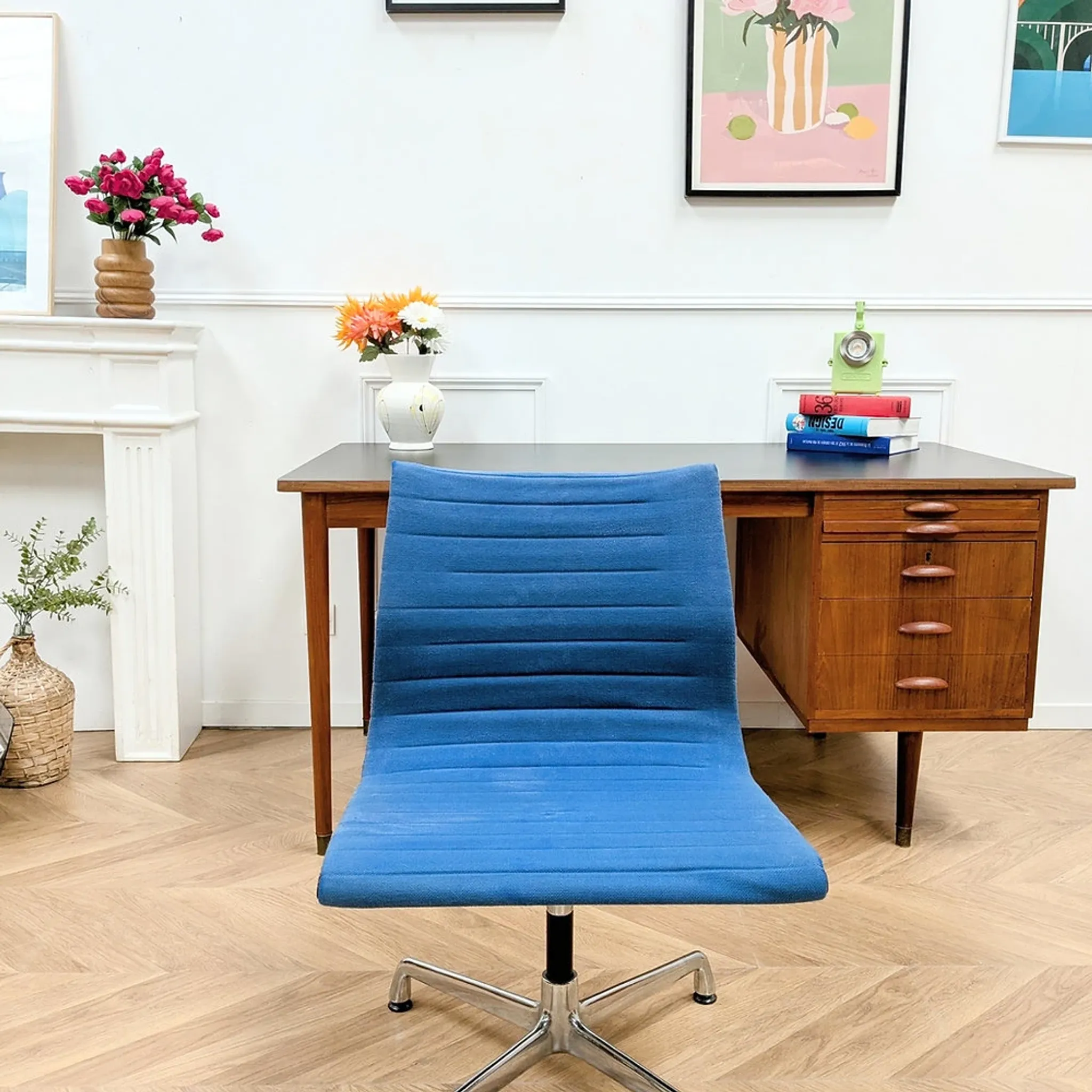 Eames office chair for Vitra, aluminium and blue fabric
