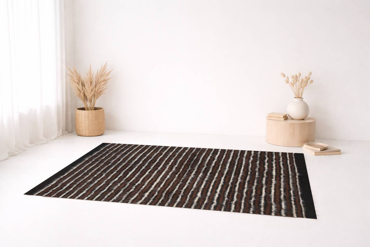 %100 Wool Handwoven Turkish Vintage Kilim Rug, 136x196 Cm