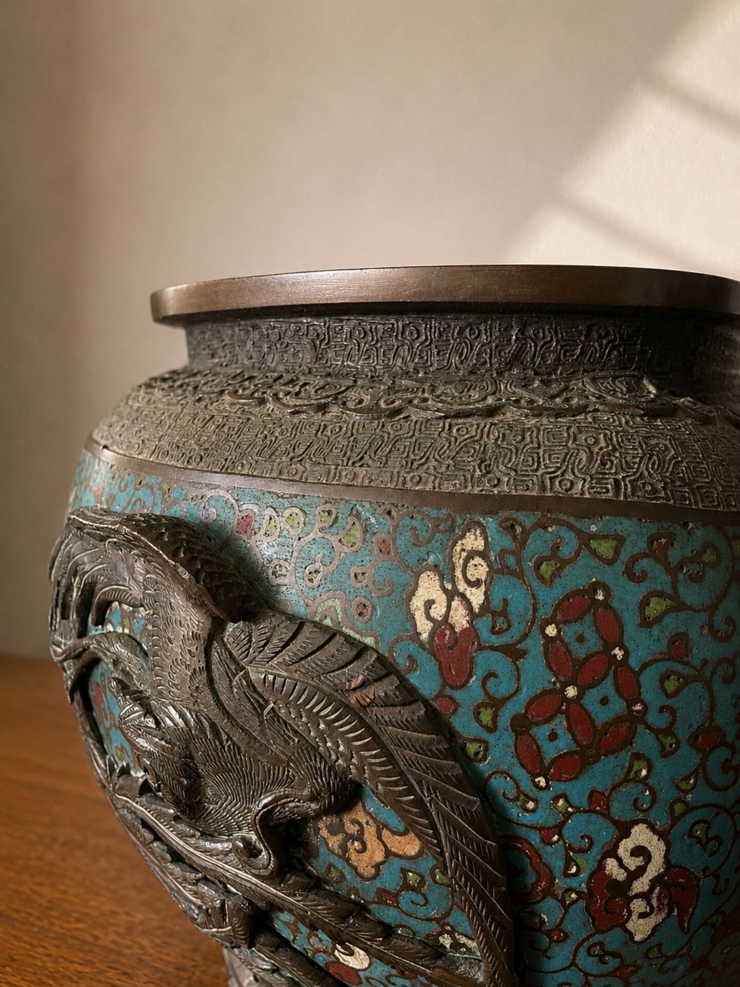 Cache pot bronze cloisonné meiji (fin 19eme).