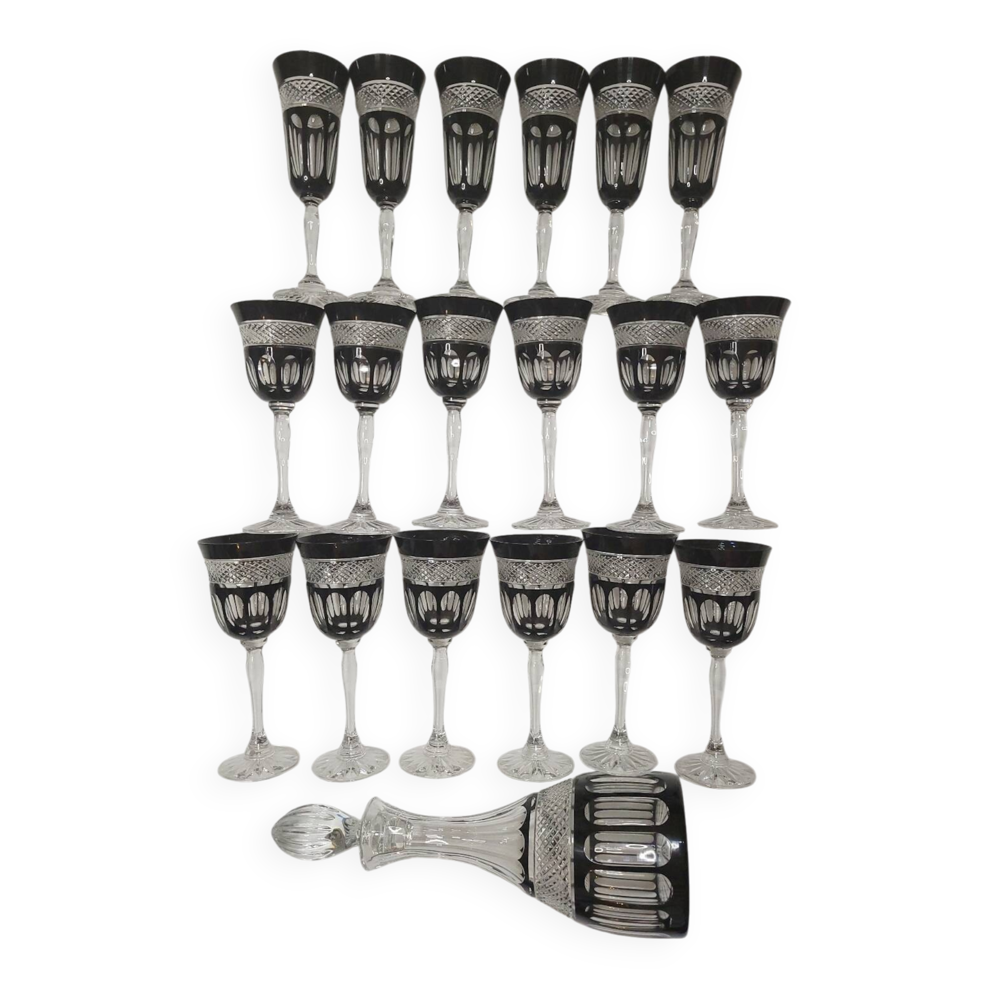 Service "Pénombre" in black and clear crystal – Crystal of Paris