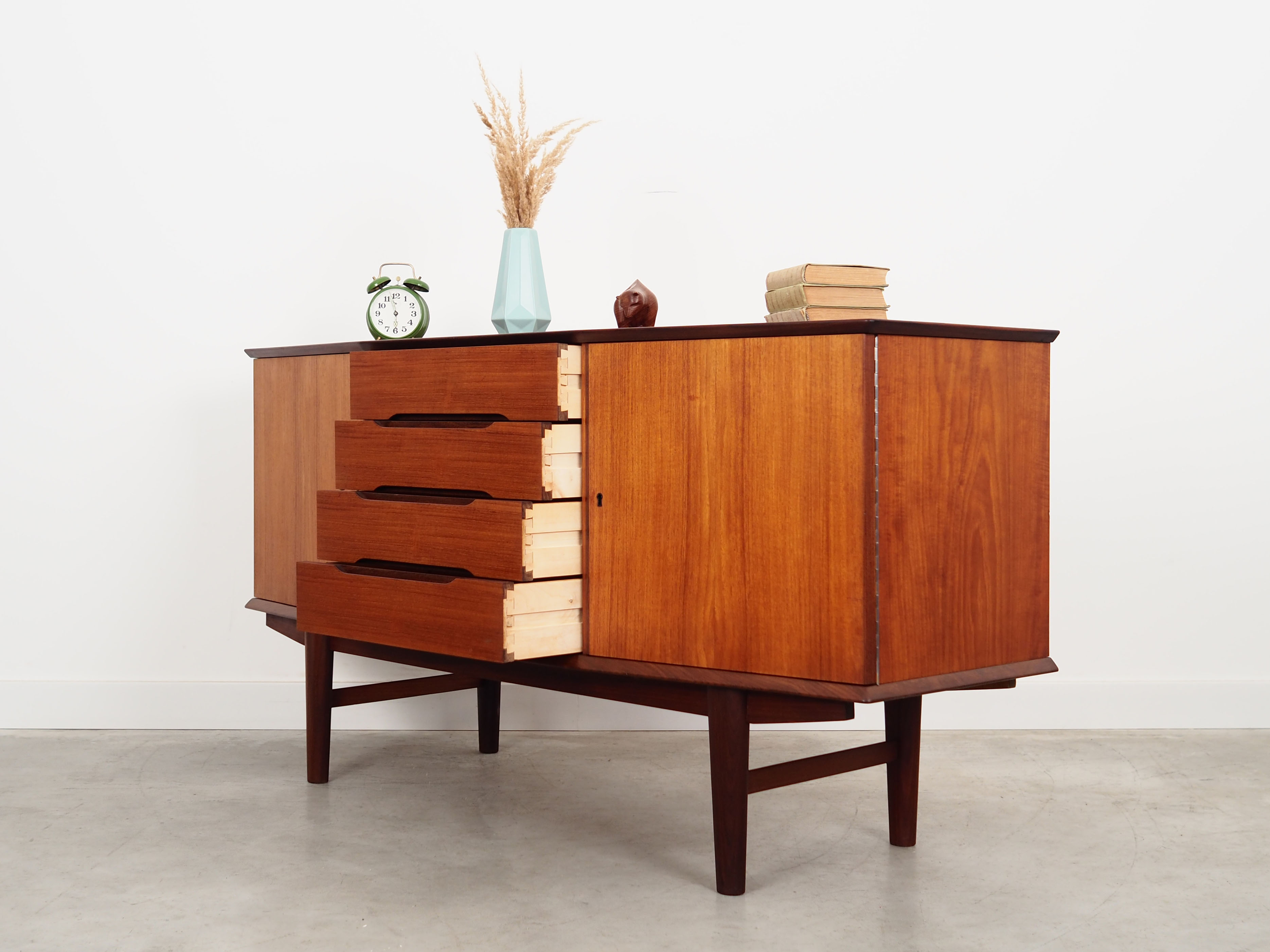 Teak sideboard, Danish design, 1970s, production: Denmark