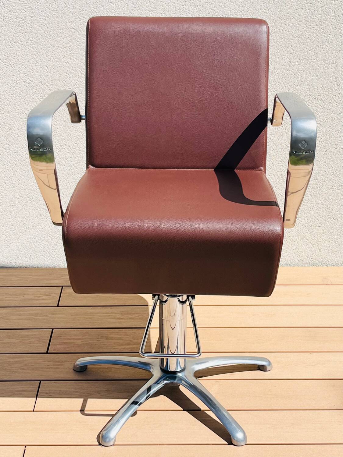 Barber & hairdresser chair
