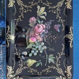 Tray