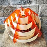 Vintage geometric suspension