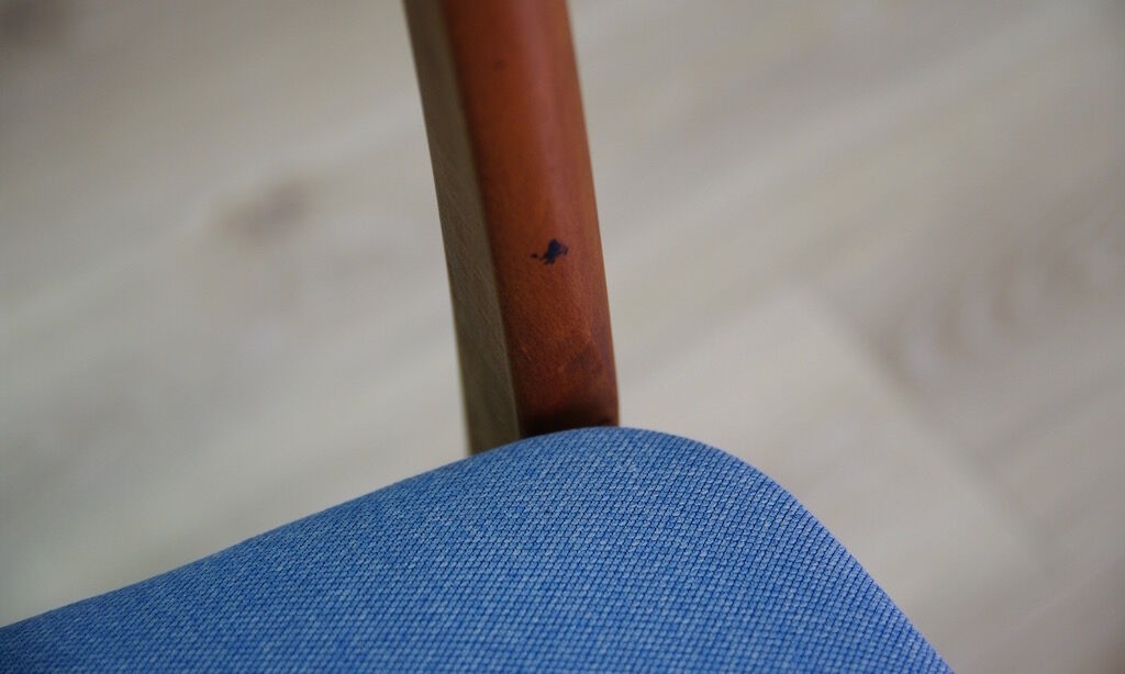 Set of 4 retro chairs from the 1960s