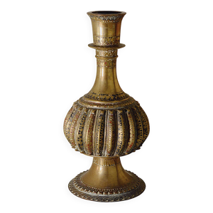 Vase ancien en bronze - noirs