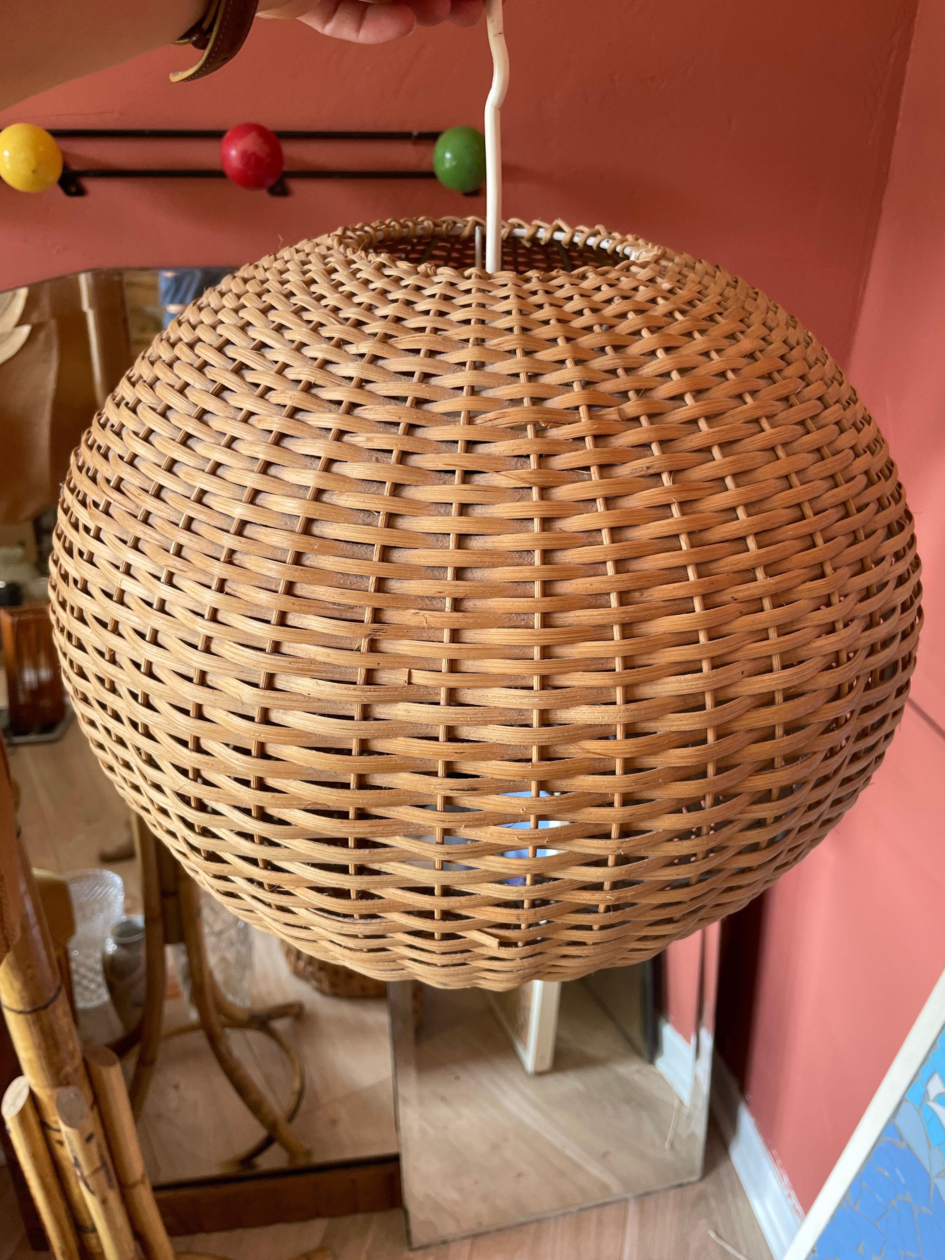 Wicker suspension
