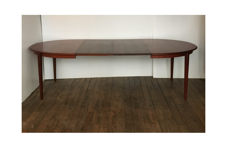 Rosewood extendable dining table