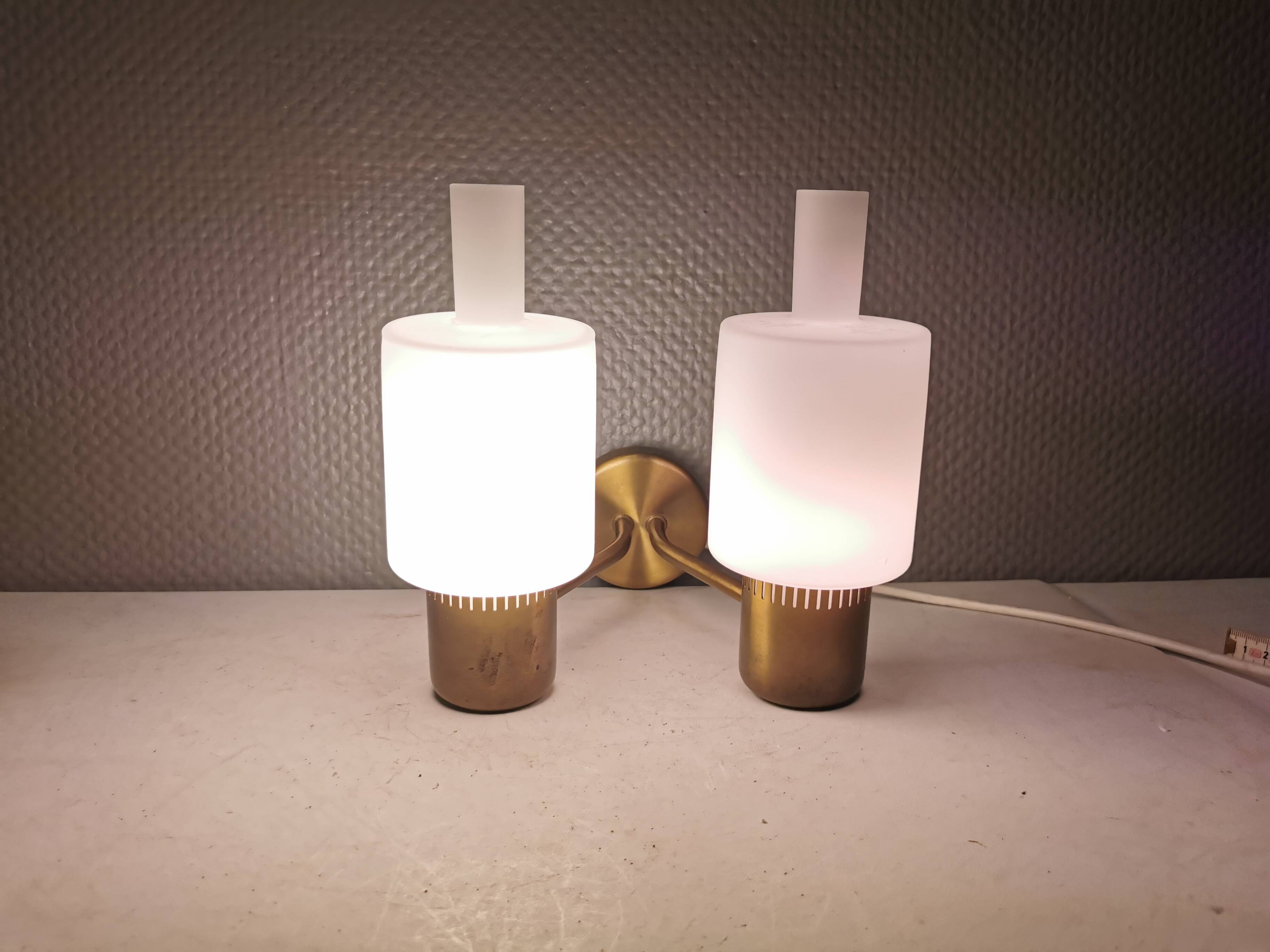 Jo Hammerborg "Nordlys" wall lamp, with double "arm" designed in 1963 and manufactured by Fog&Mørup