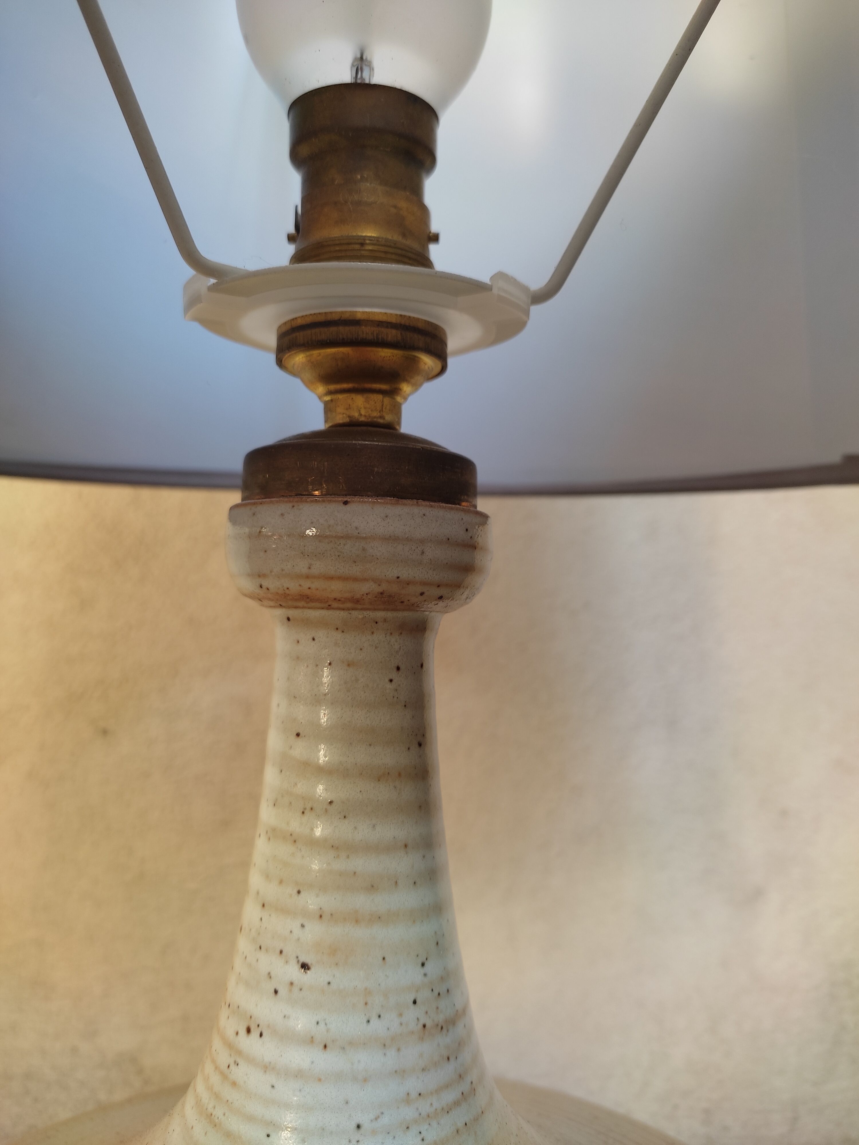 Sandstone lamp