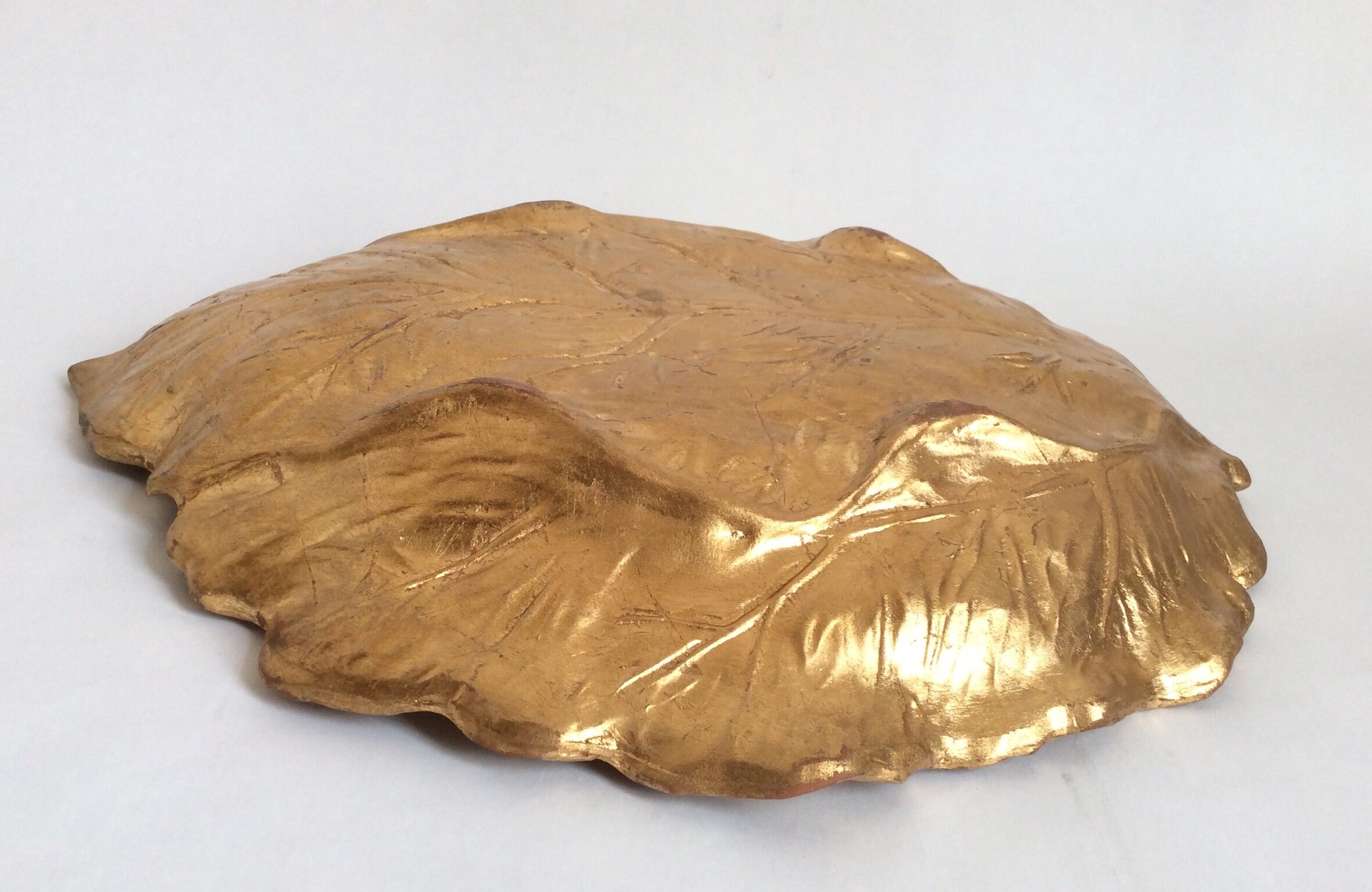 Empty Pocket leaves gilded terracotta