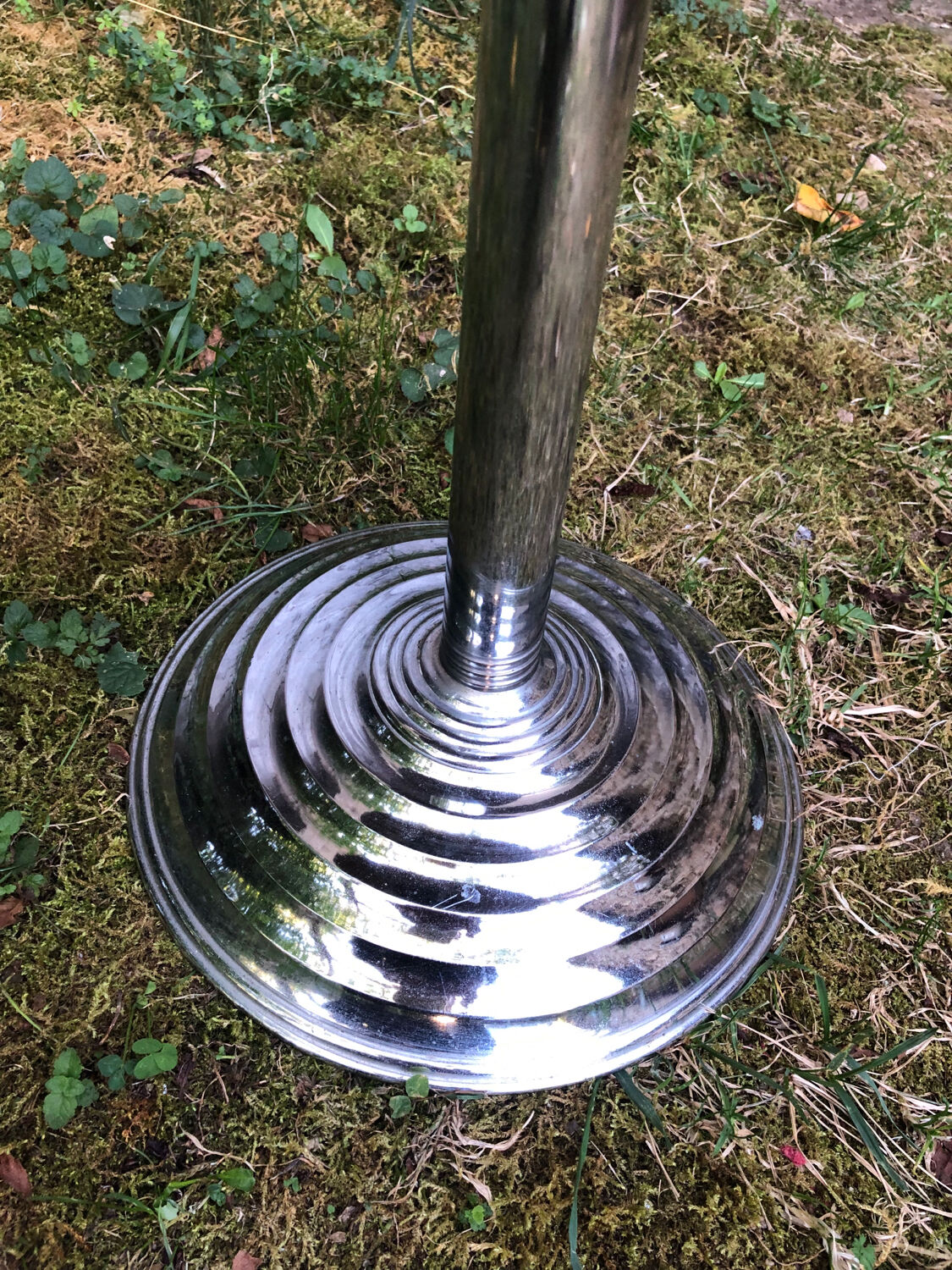 Art deco metal pedestal table
