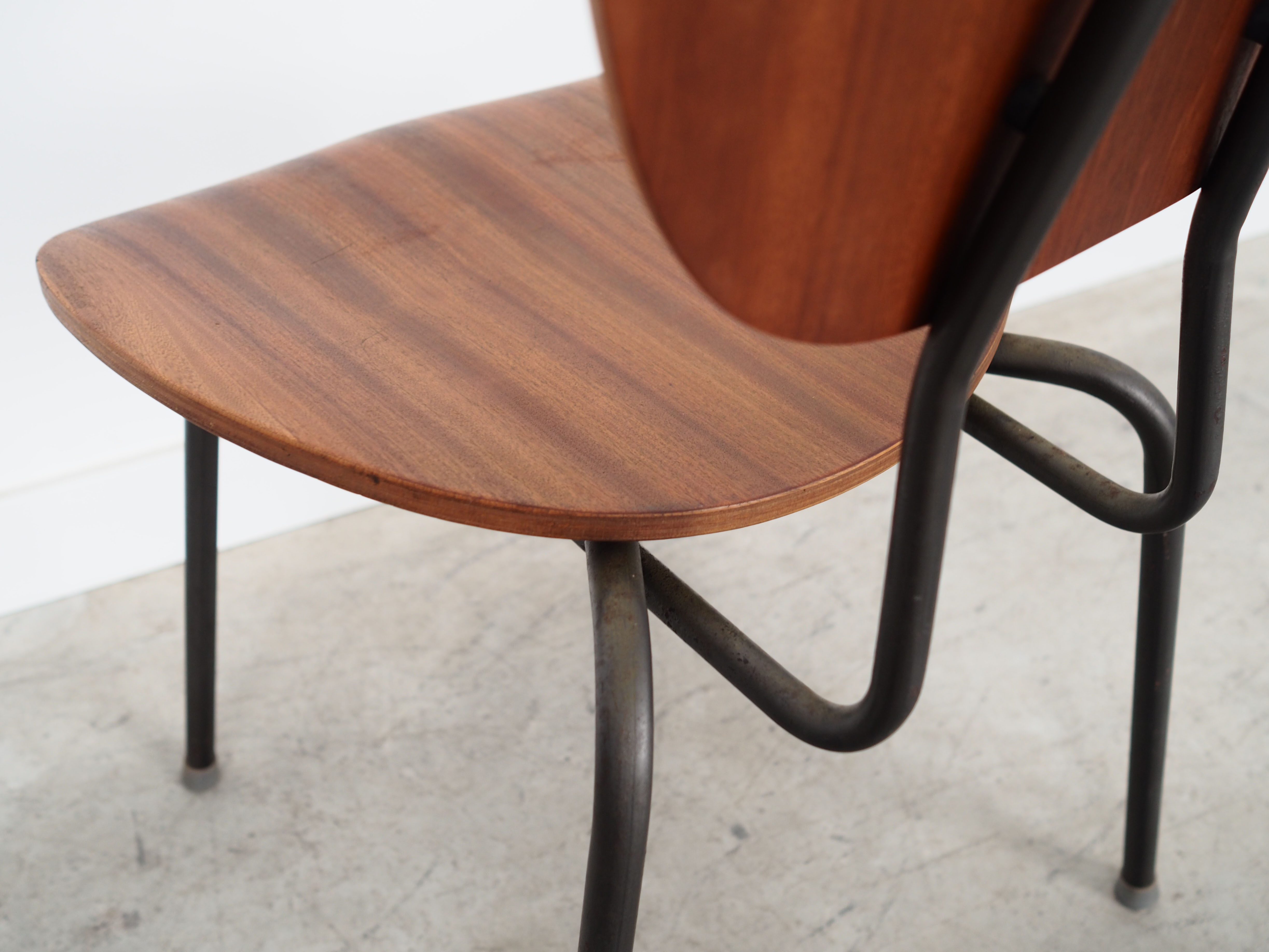 Chaise en teck, design danois, années 1960, production: Danemark