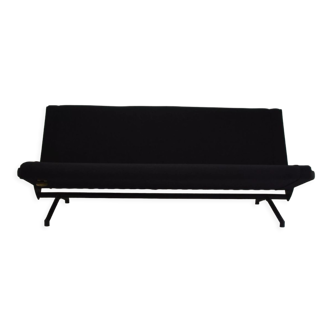 Sofa Osvaldo Borsani model D70 for Tecno 1954