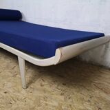 Cleopatra bench