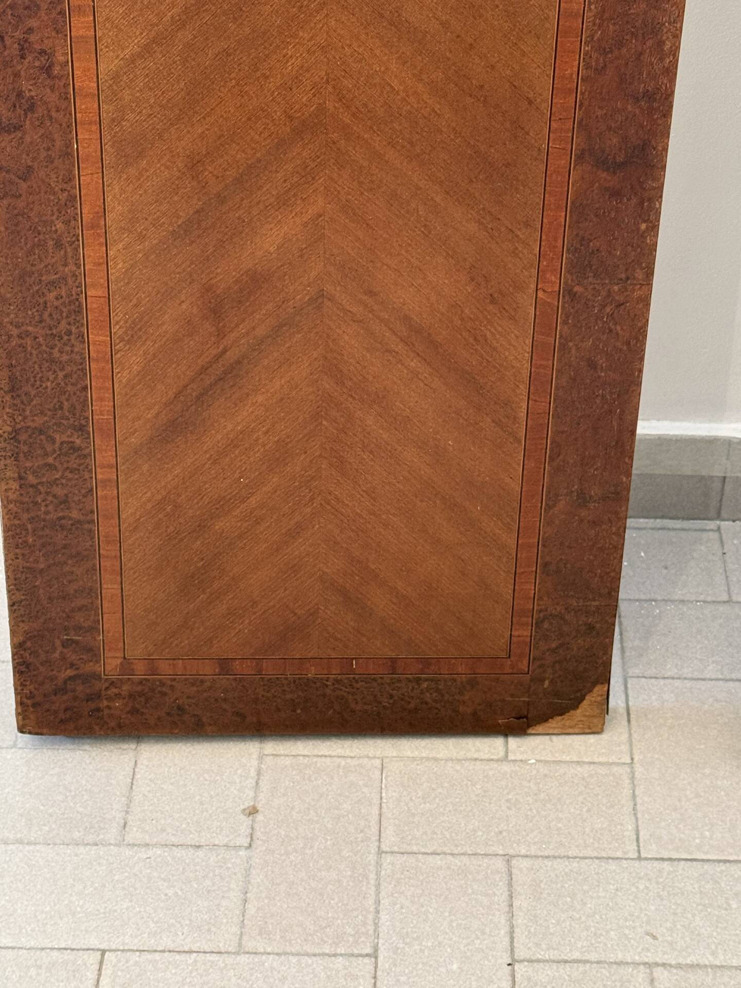 Wardrobe 1926 thuya and mahogany