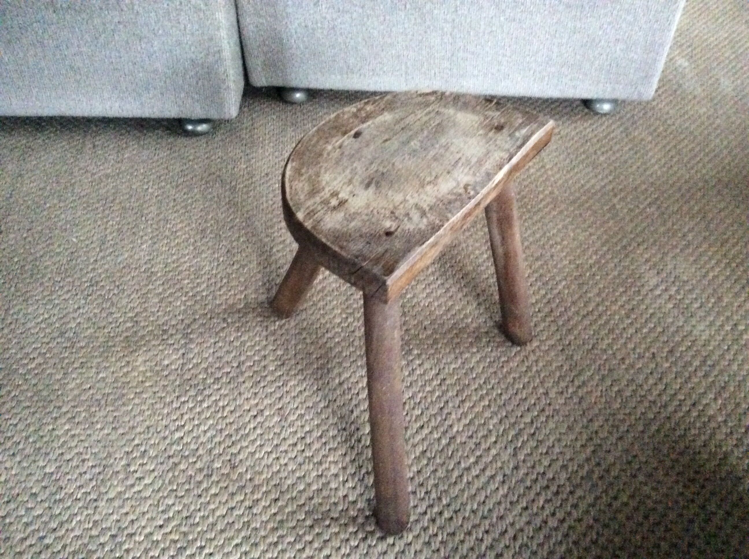 Tripod stool