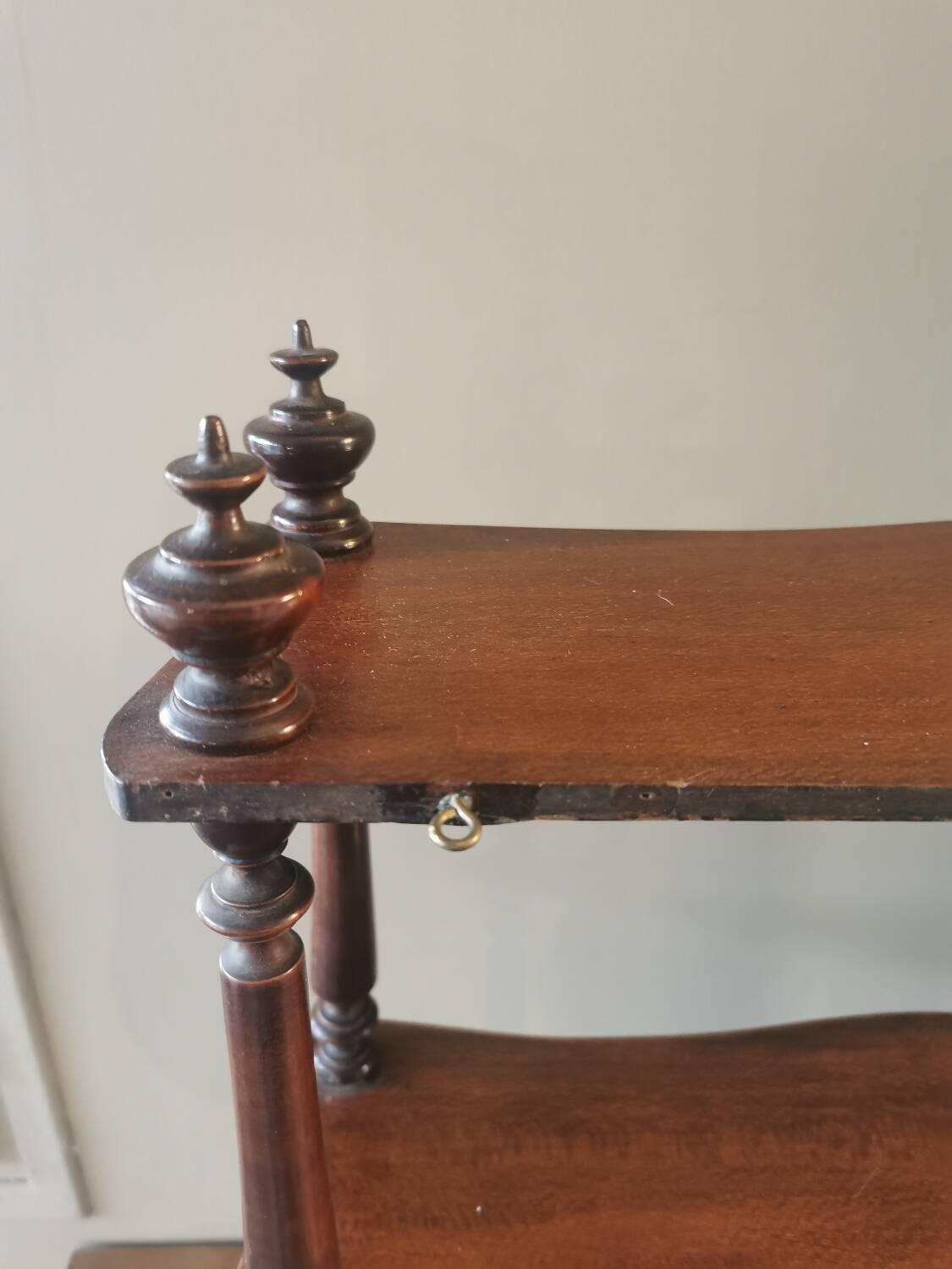 Napoleon III 3-tier shelf