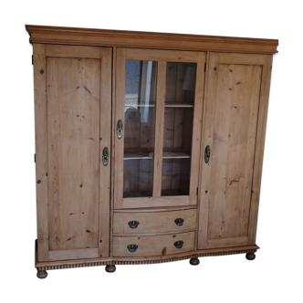 3 doors pine cabinet