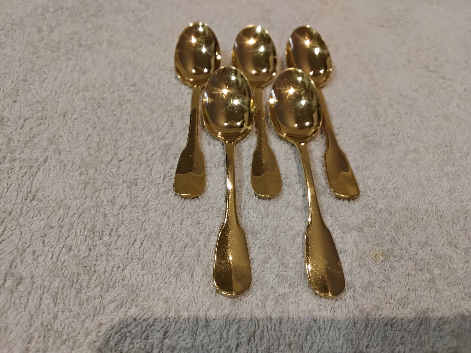 5 gilt metal mocha spoons by Christofle silversmiths, Cluny pattern, 10cm