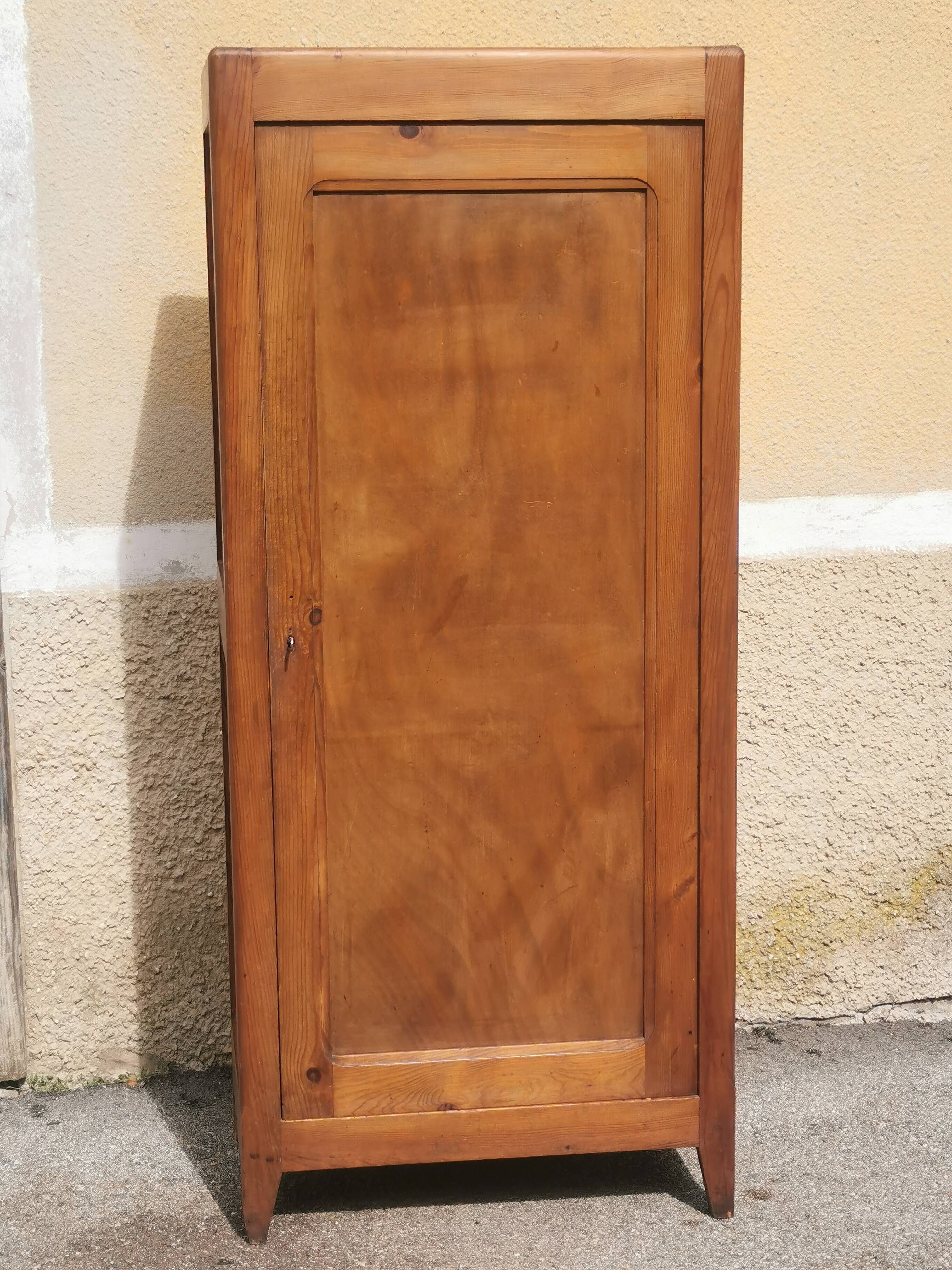 Parisian wardrobe with 1 door