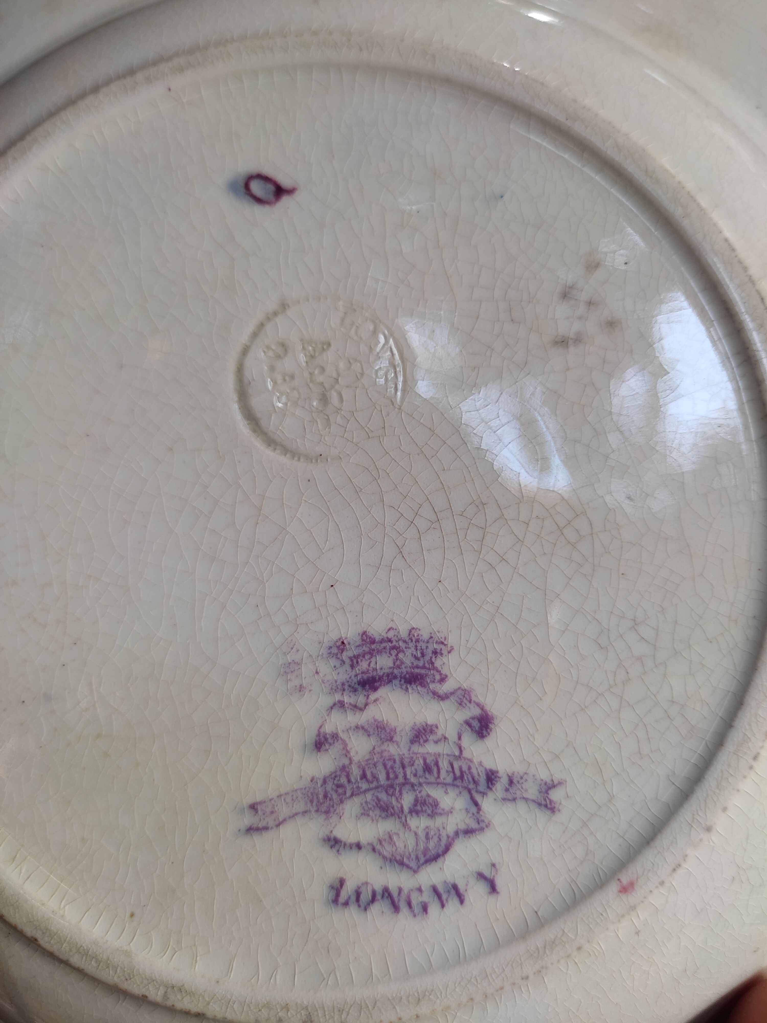 6 hollow plates iron earth by Longwy