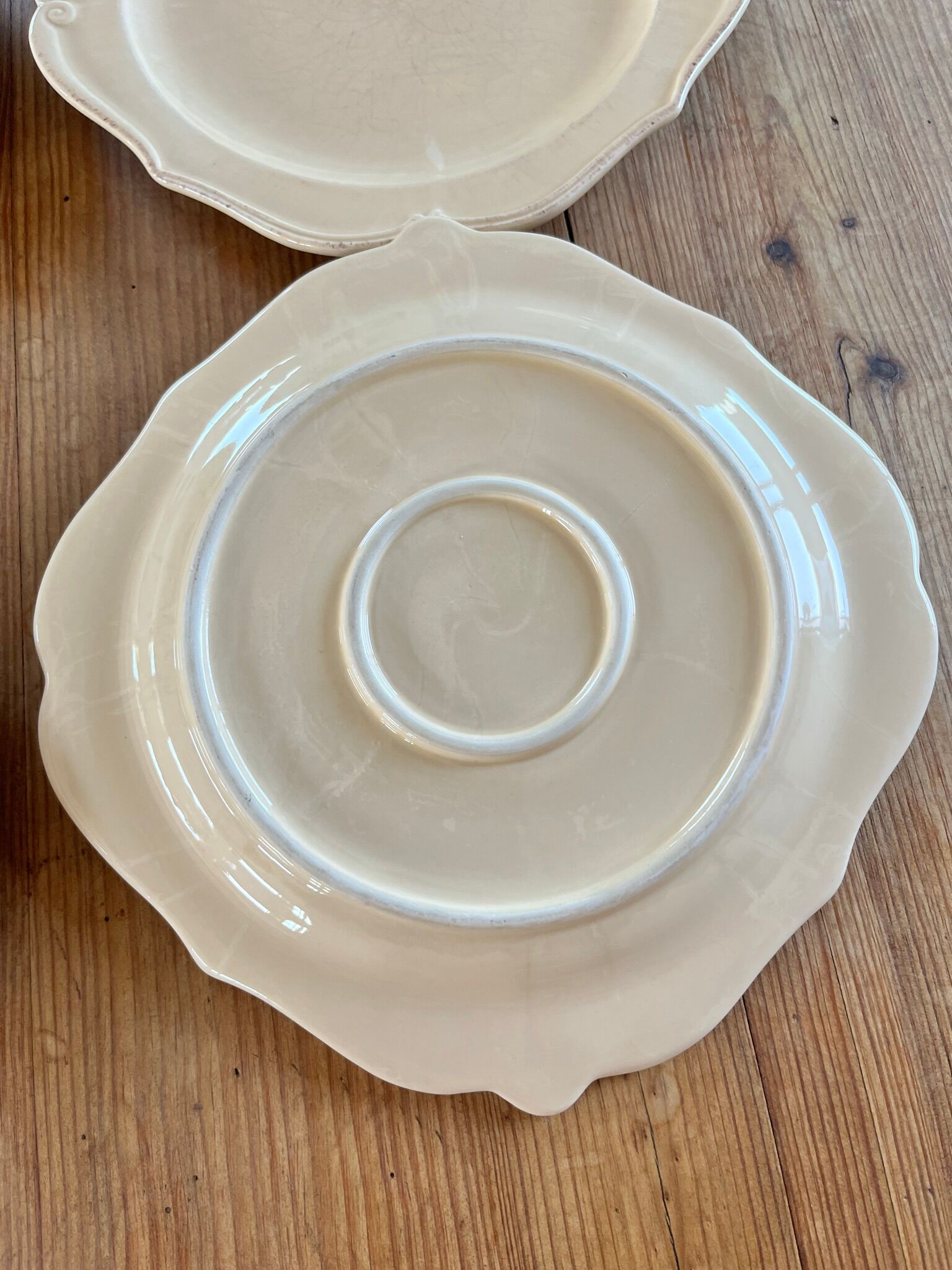 4 old dinner plates Maison Pichon Uzès