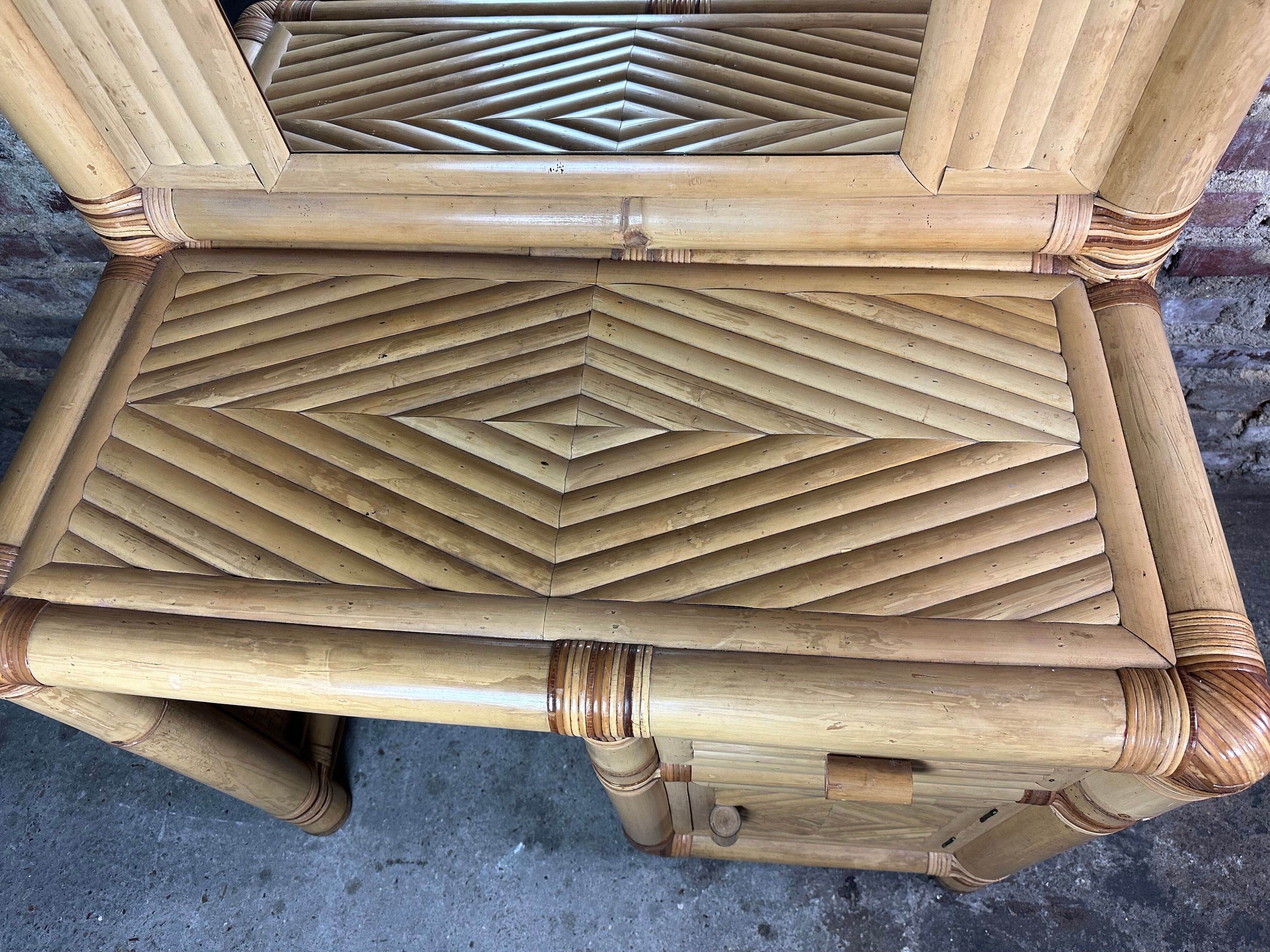 Coiffeuse en bambou vintage 1970