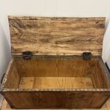 Coffre en bois