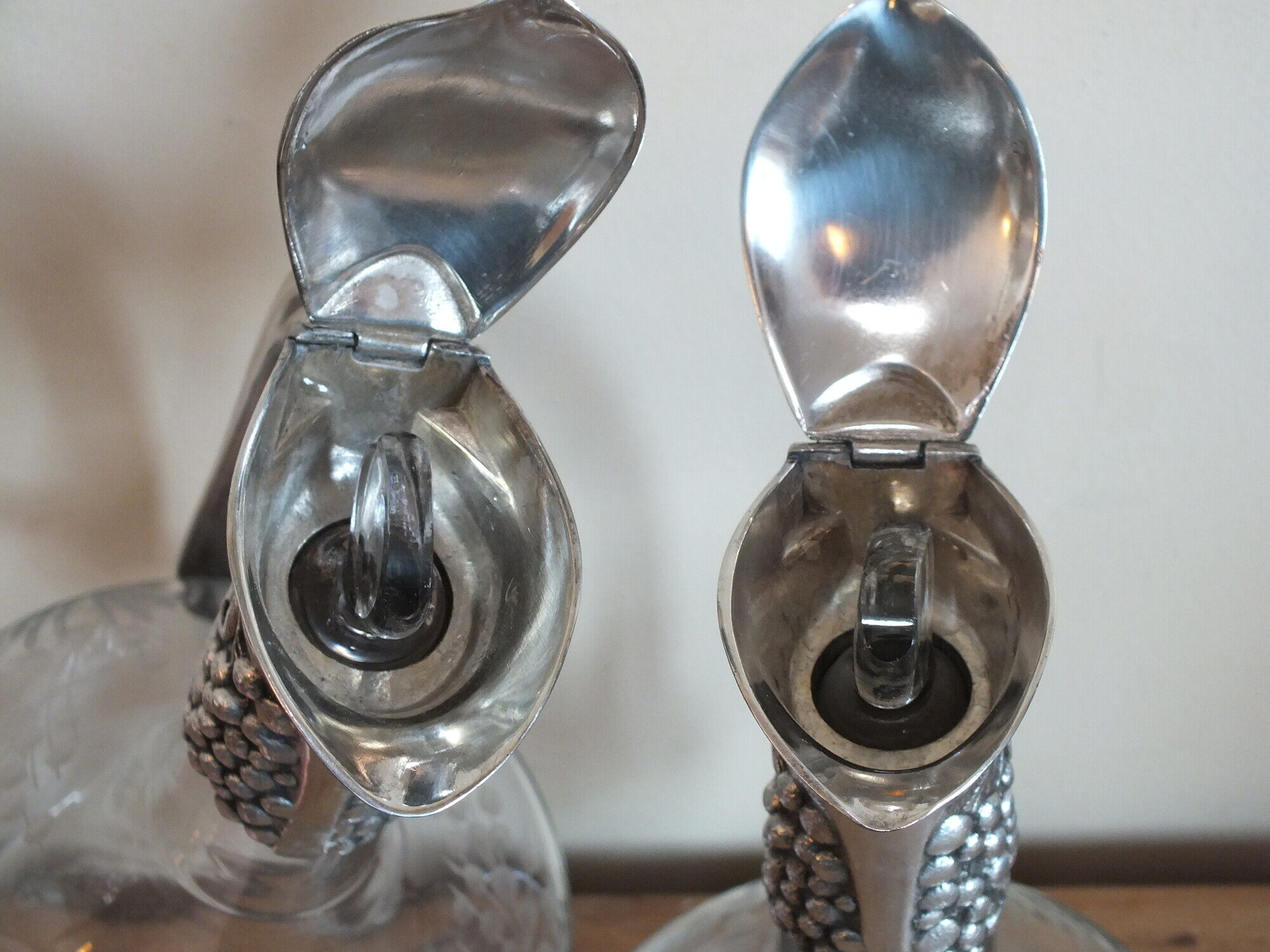 Pair of Gallia ewers in crystal and silver metal