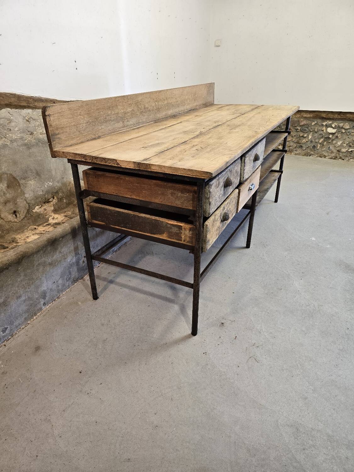 Baker's table circa 1940