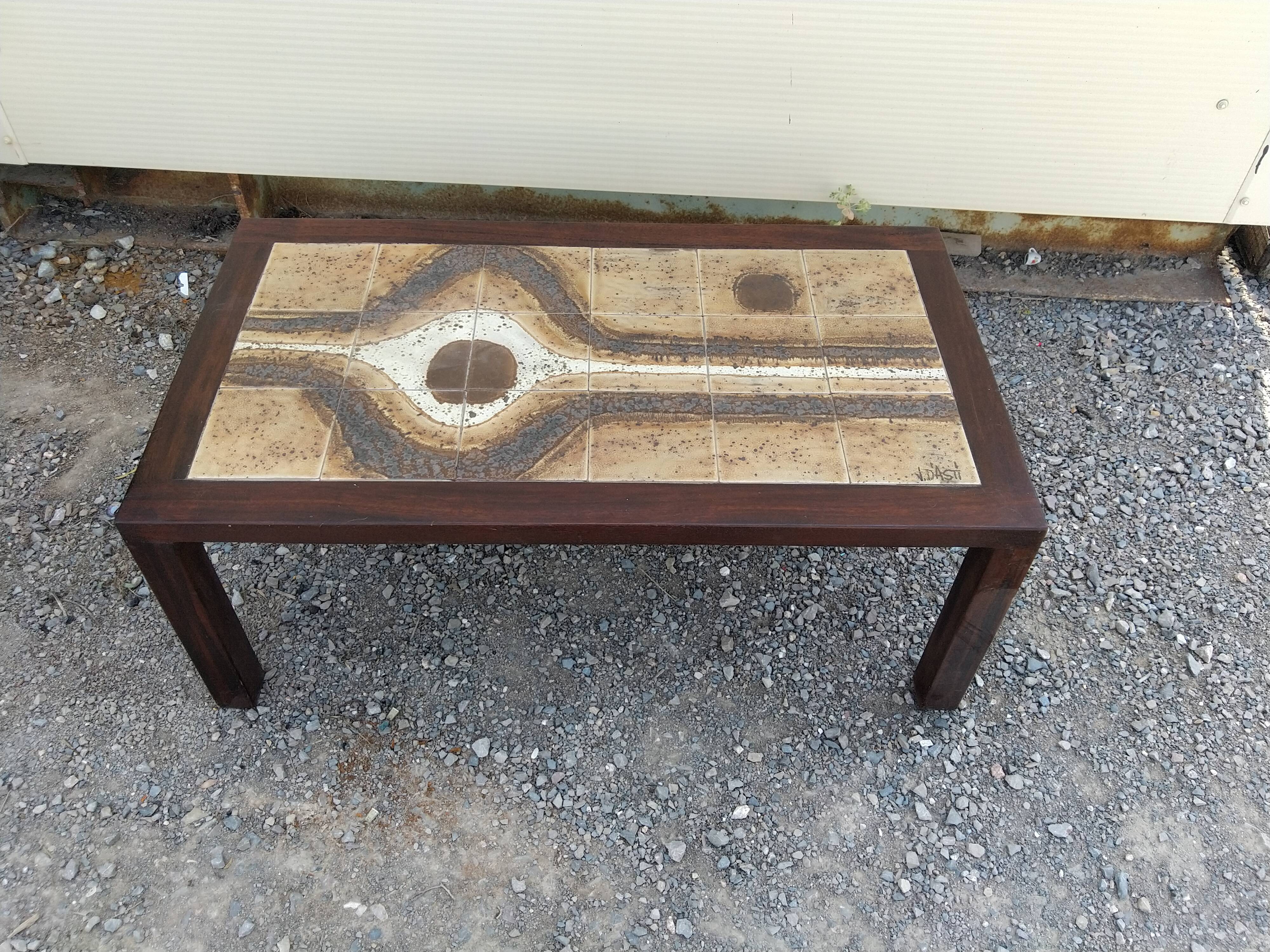 Ceramic coffee table