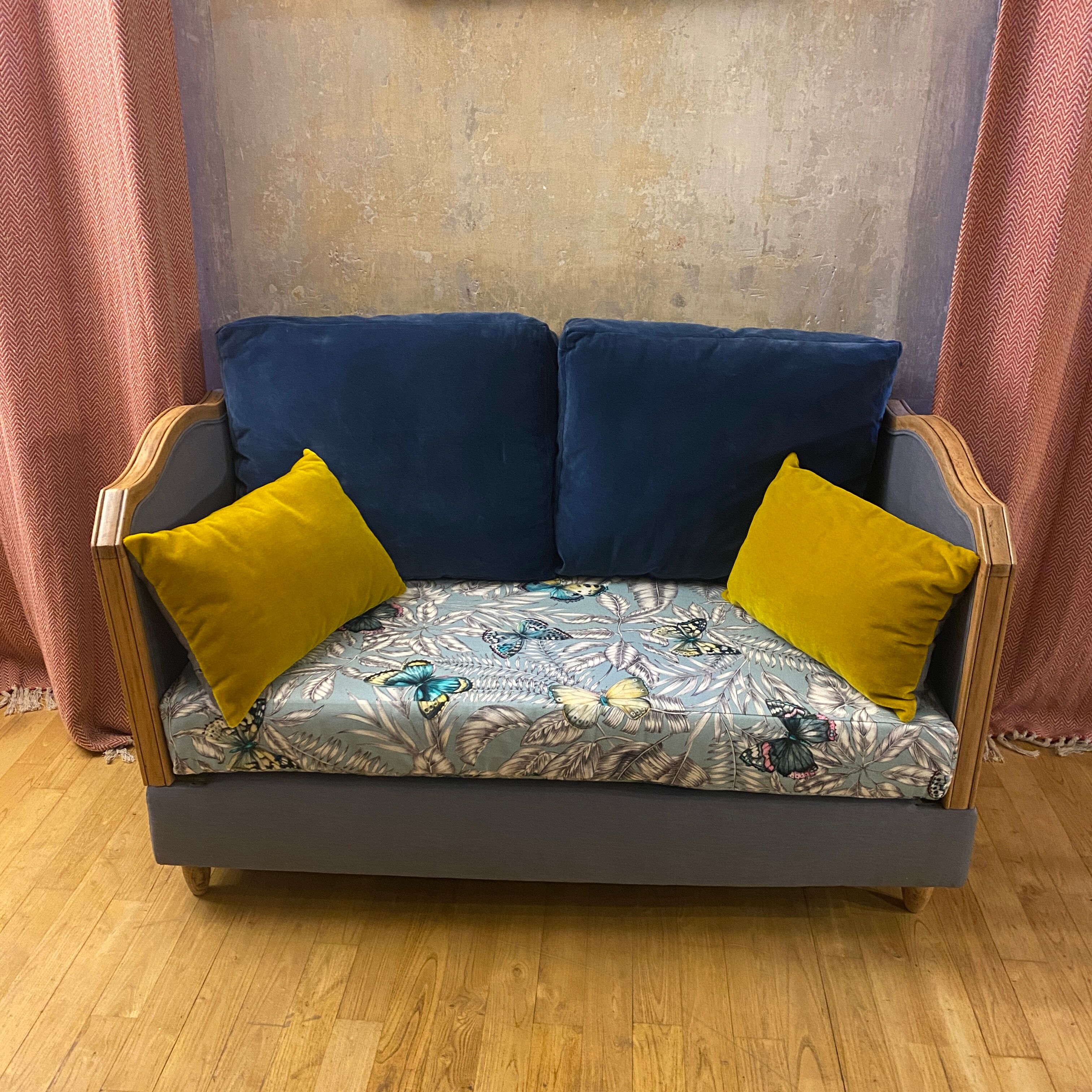 Swallow bench Thevenon Fabric - Completely redone Fabrics Upcycling