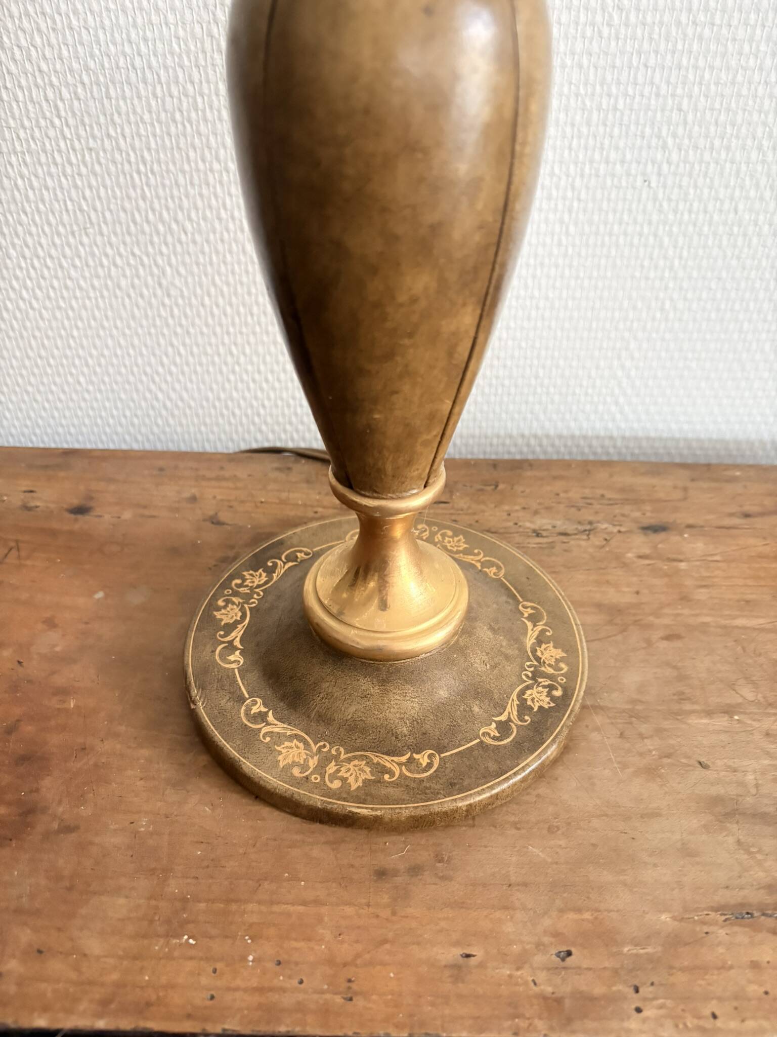 Ancien Pied Lampe Balustre Cuir Marron Gainé Dorure au Fer Année 50 70