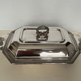 Dish in silver metal