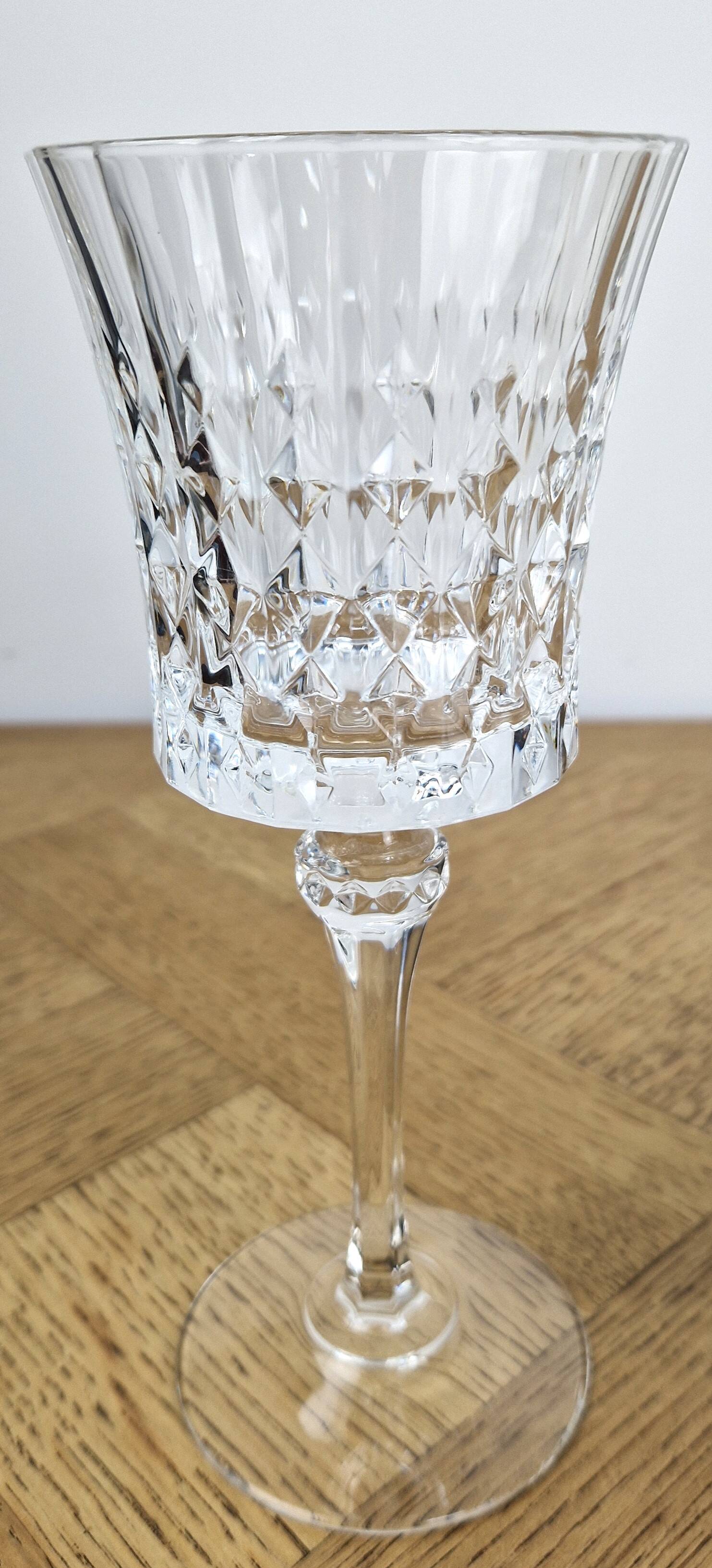 5 crystal stem glasses from Arques model Lady Diamond
