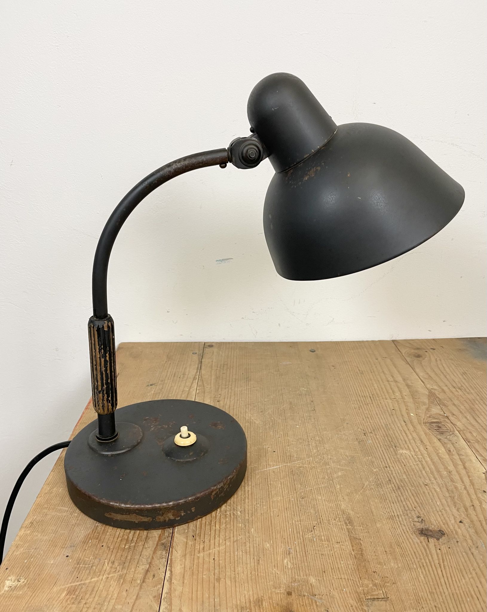 Lampe de table industrielle noire de Siemens, années 1930