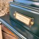 Range-courrier en cuir