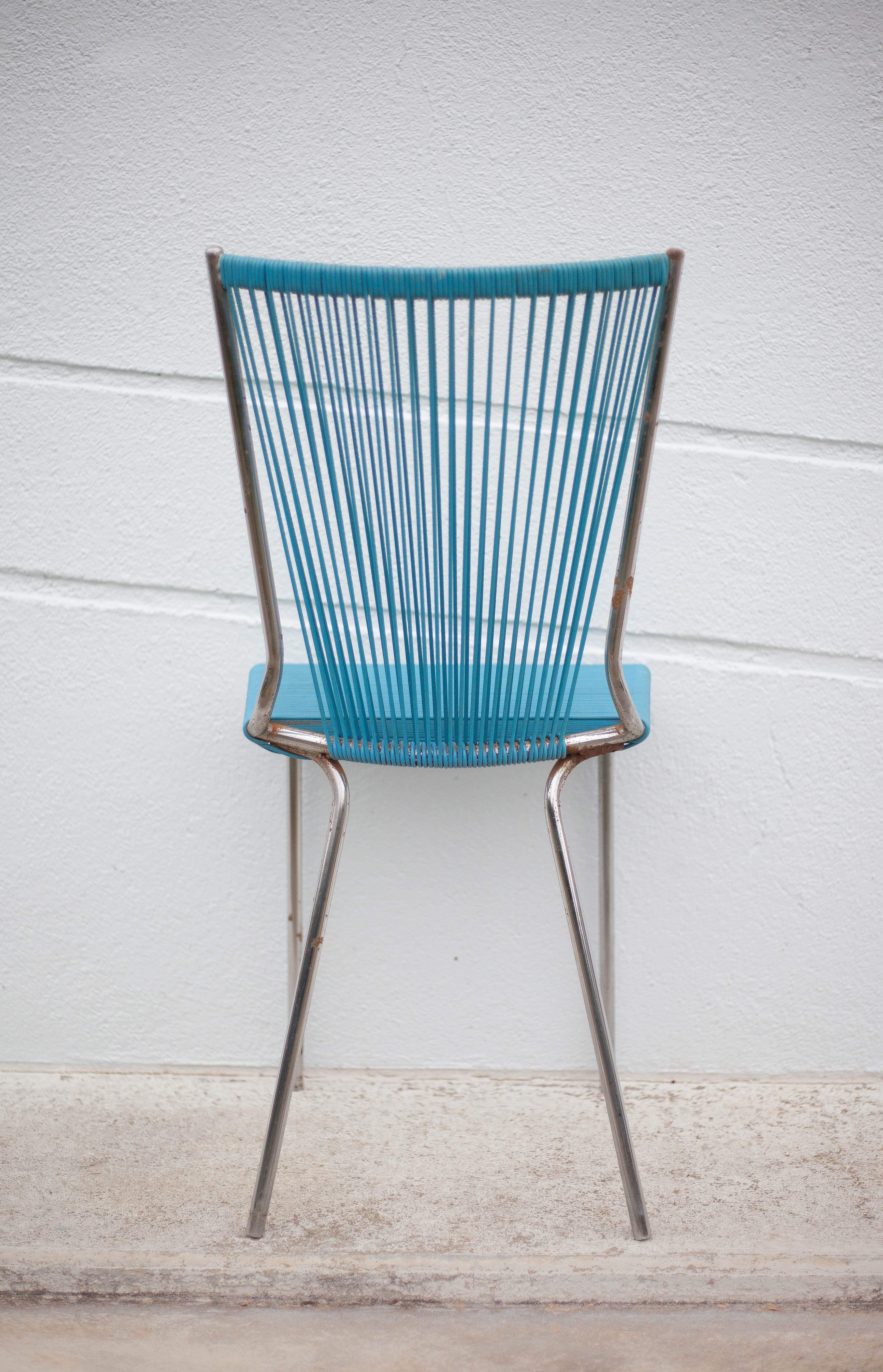 Vintage blue scoubidou chai