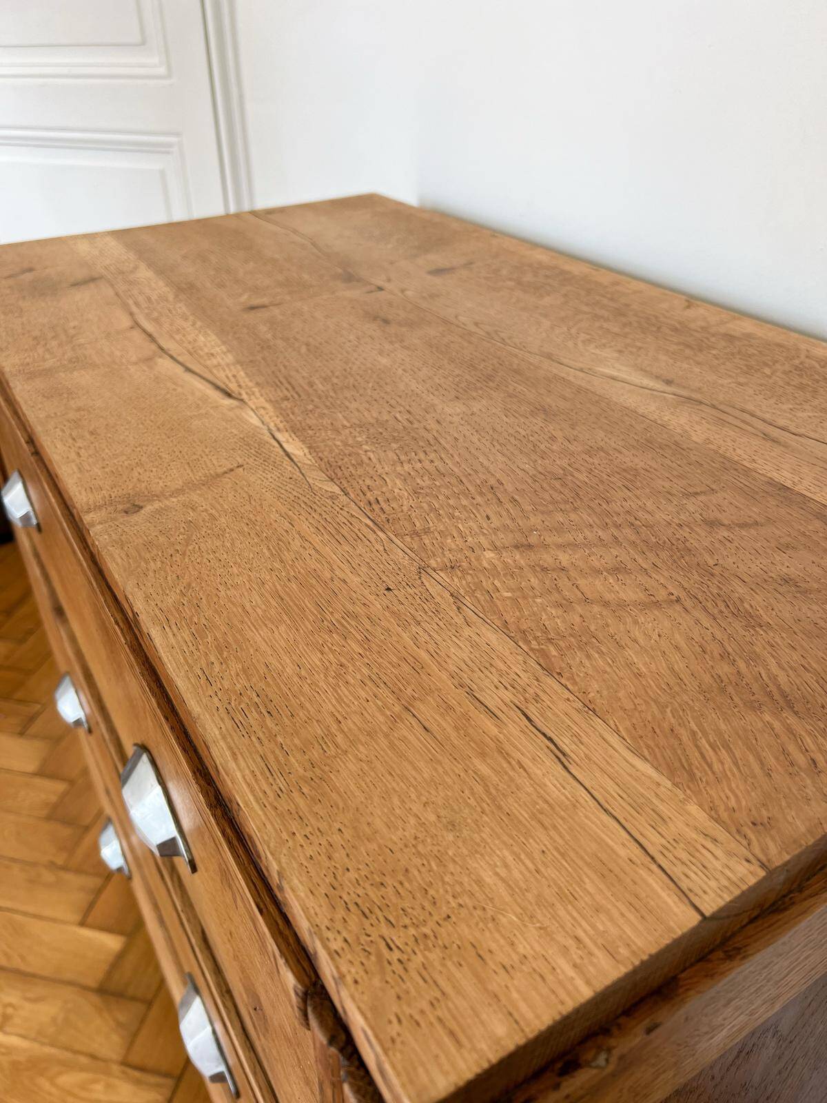 Art Deco chest of drawers in solid oak