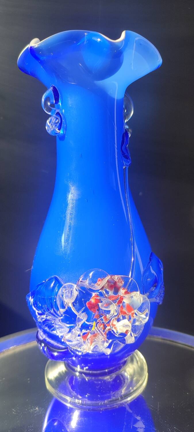 Italian blown glass art vase