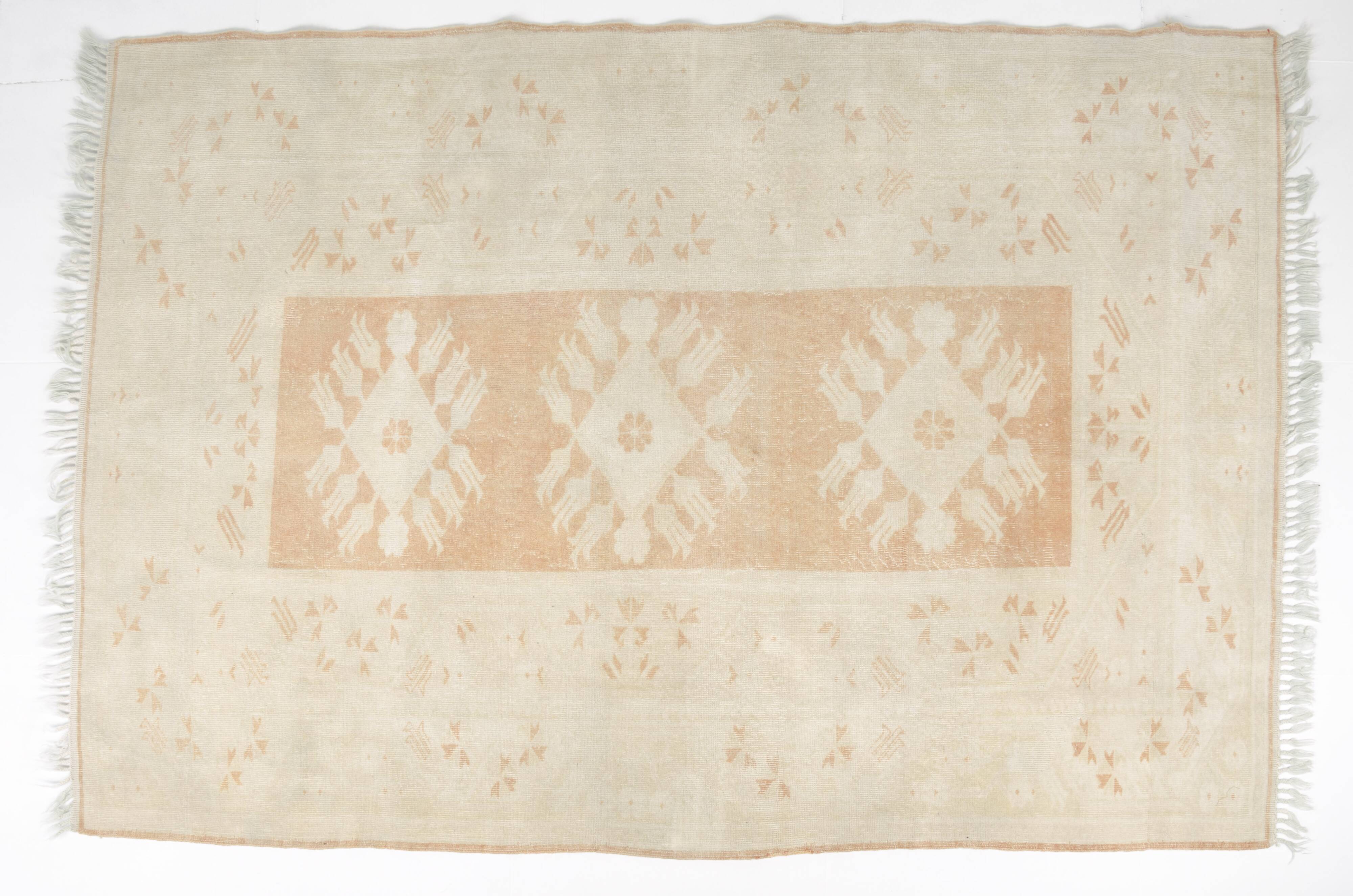 Oushak Anatolian Floral Carpet