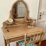 Louis XVI dressing table and chair