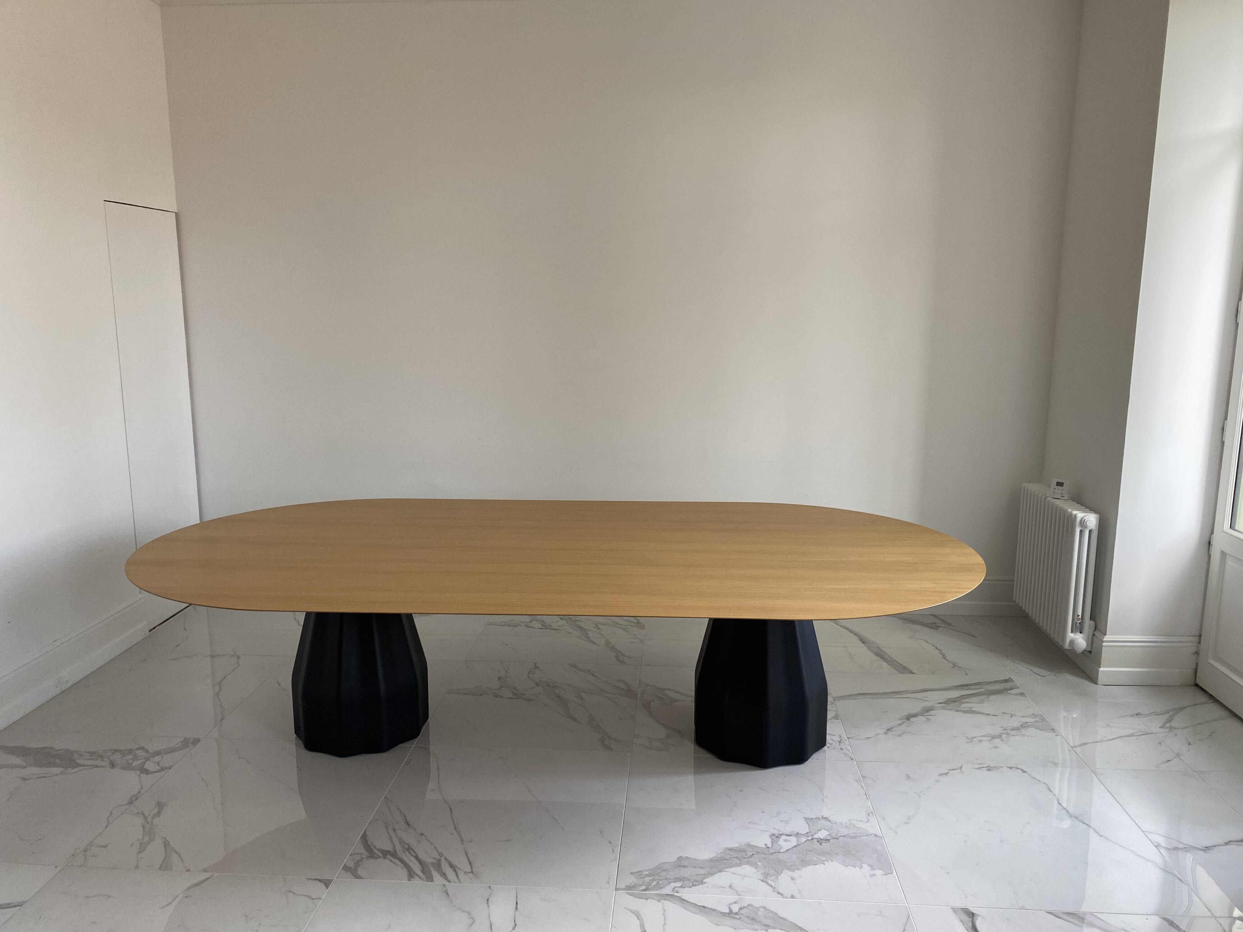 Table burin viccarbe - patricia urquiola - 150 x 300