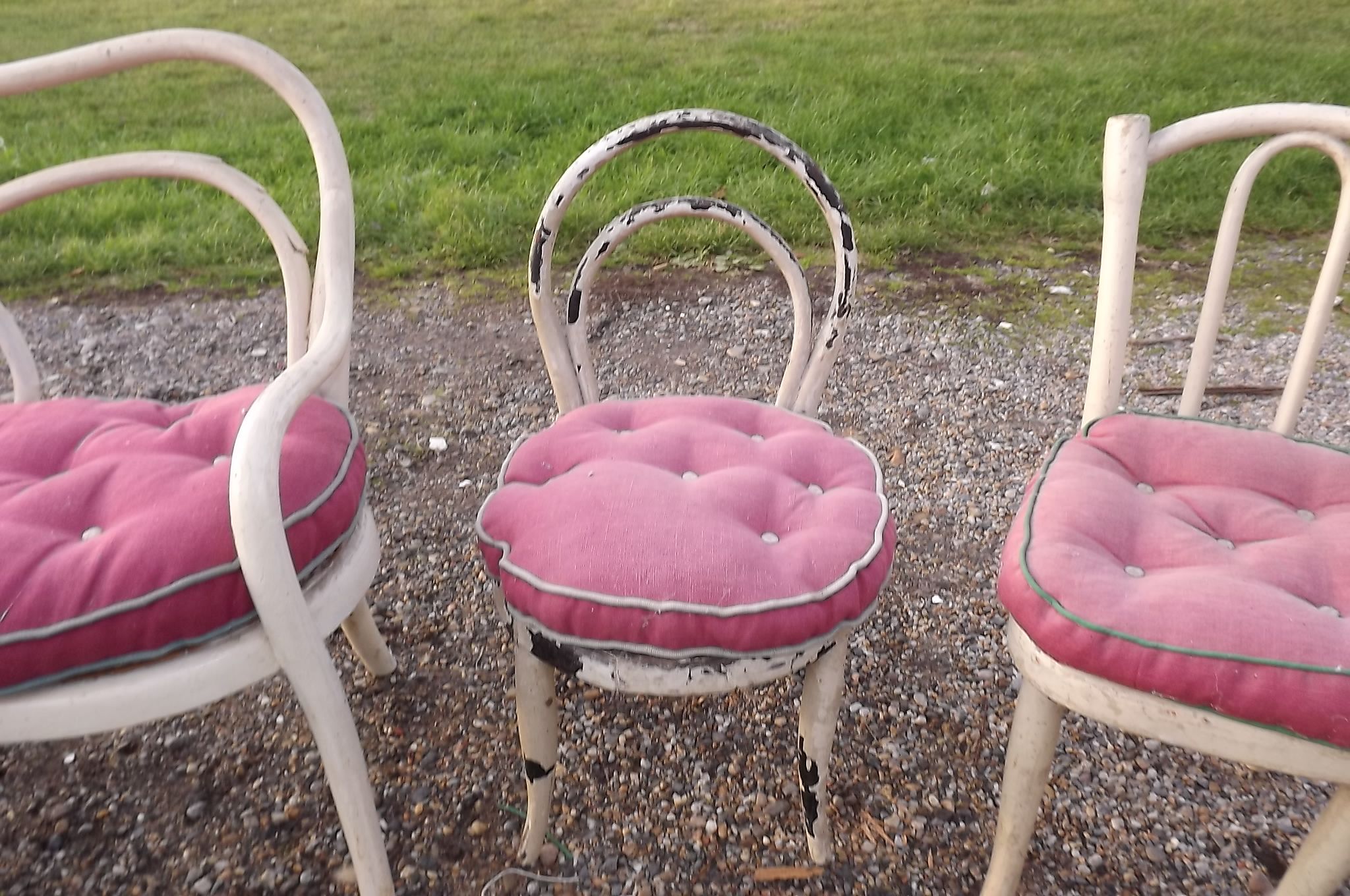 Mobilier enfant en bois courbé