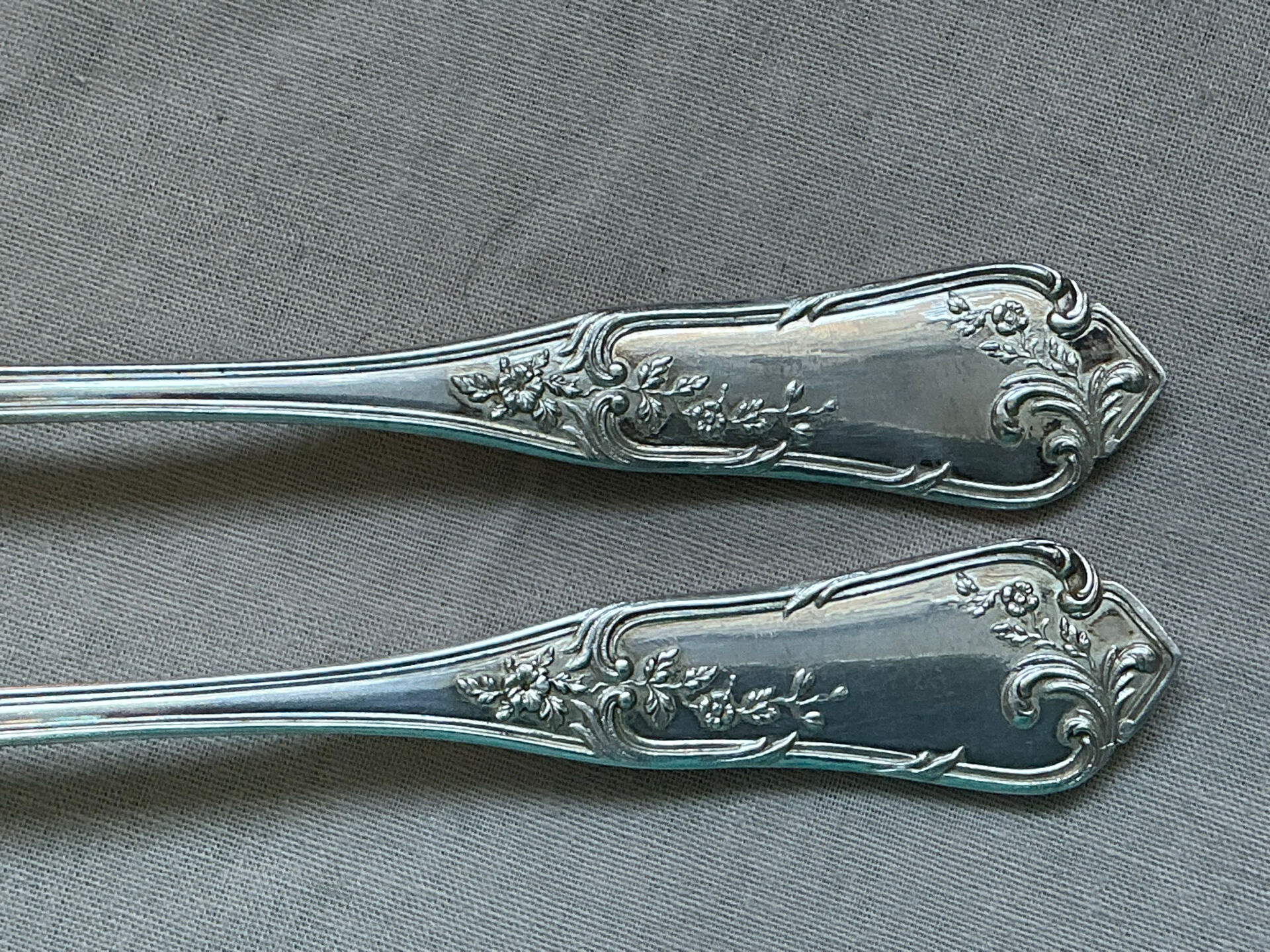 Elegant cutlery set 1900-1910 Boulenger "White 84" 24 place settings