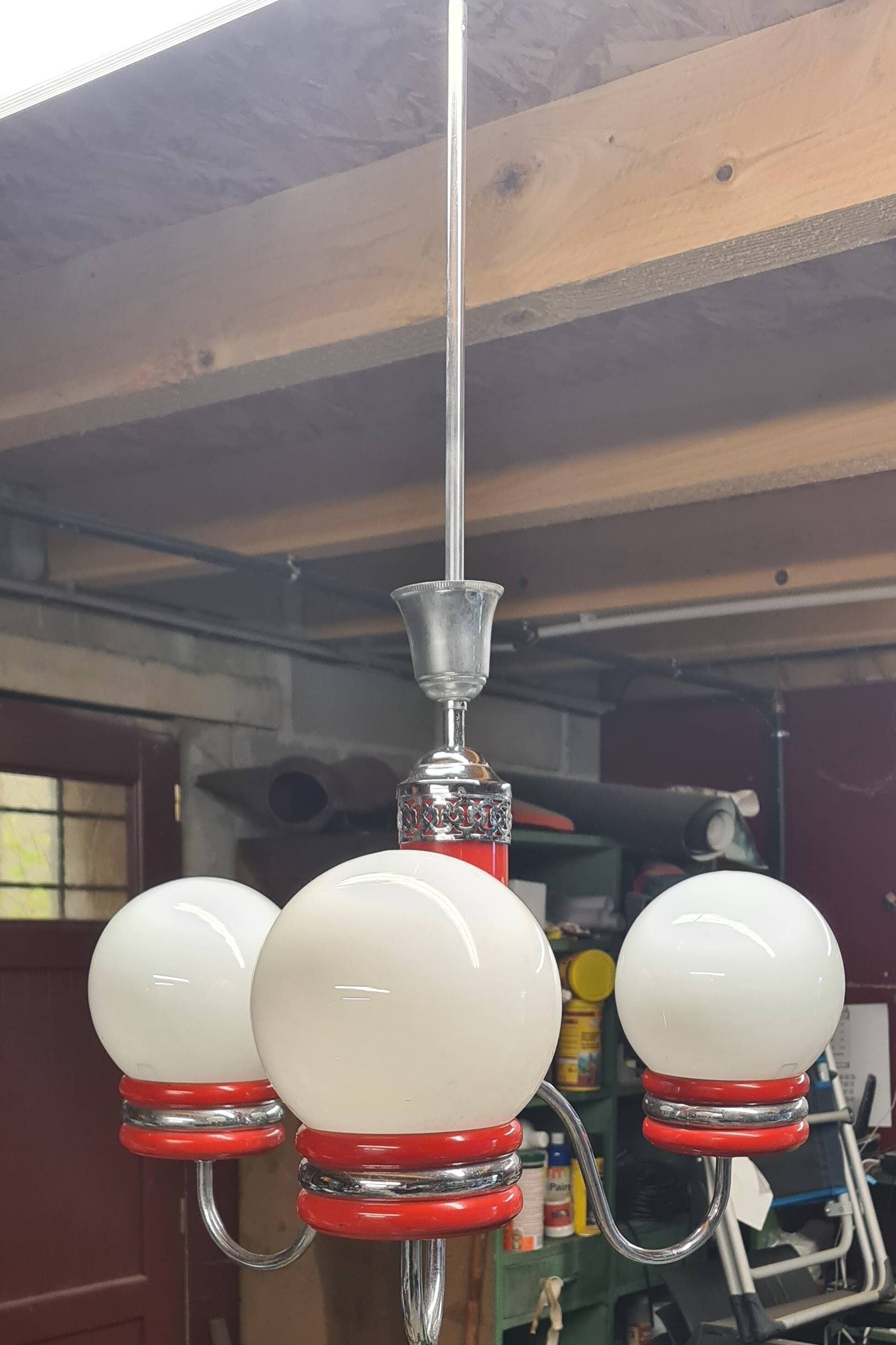 Italian opaline three-ball pendant light, targetty style, 1960s to 70s, very good condition, h70x46