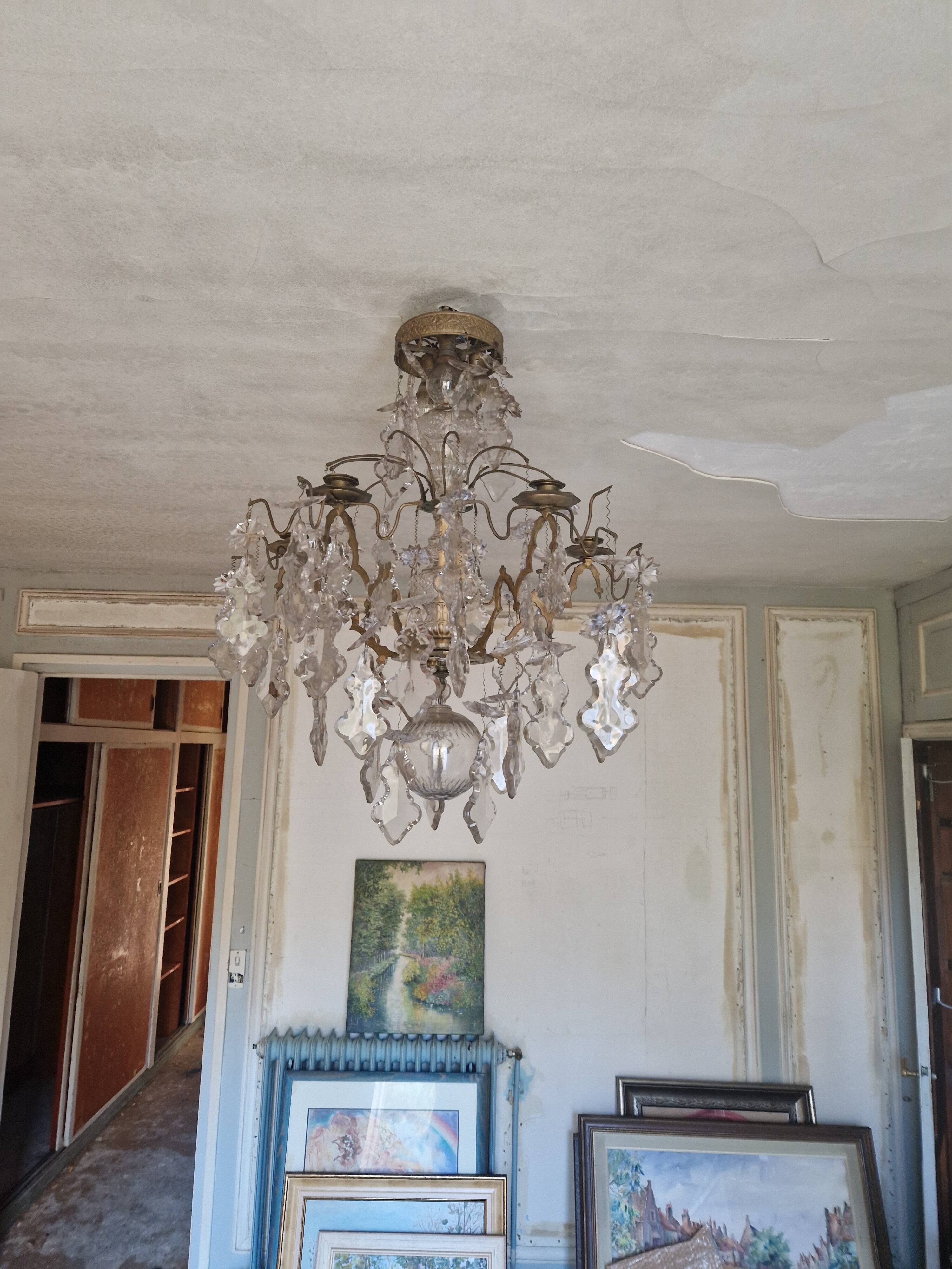 Chandelier
